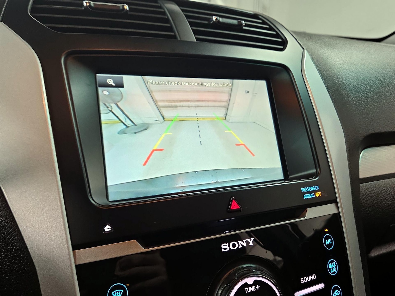 2015 Ford Explorer Sport - Photo 13