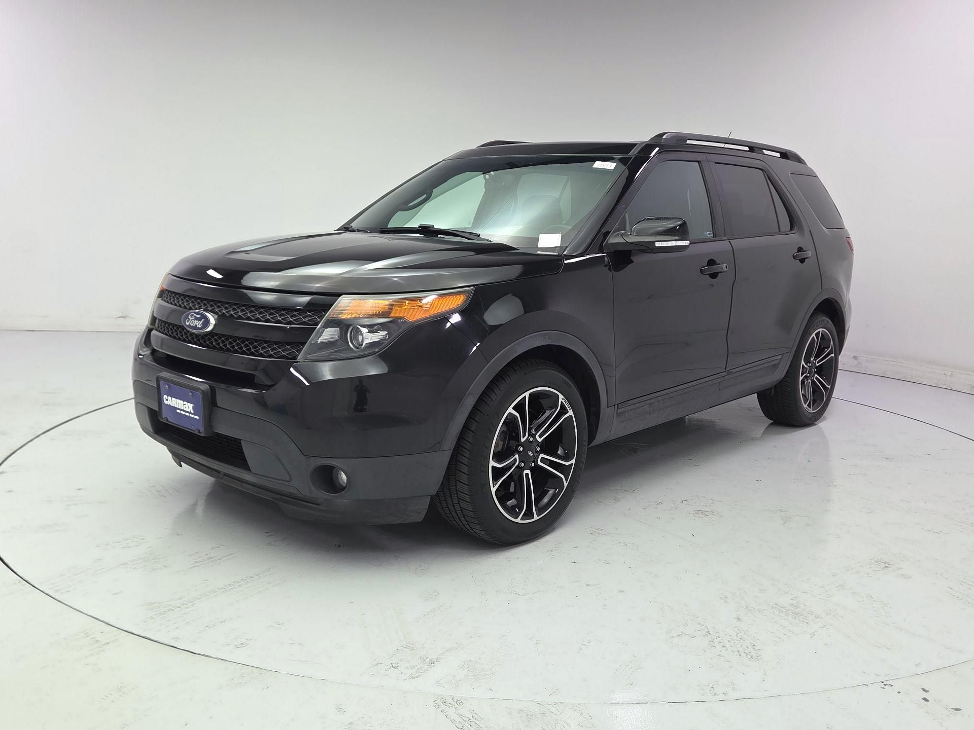 Thumbnail: 2015 Ford Explorer - 3