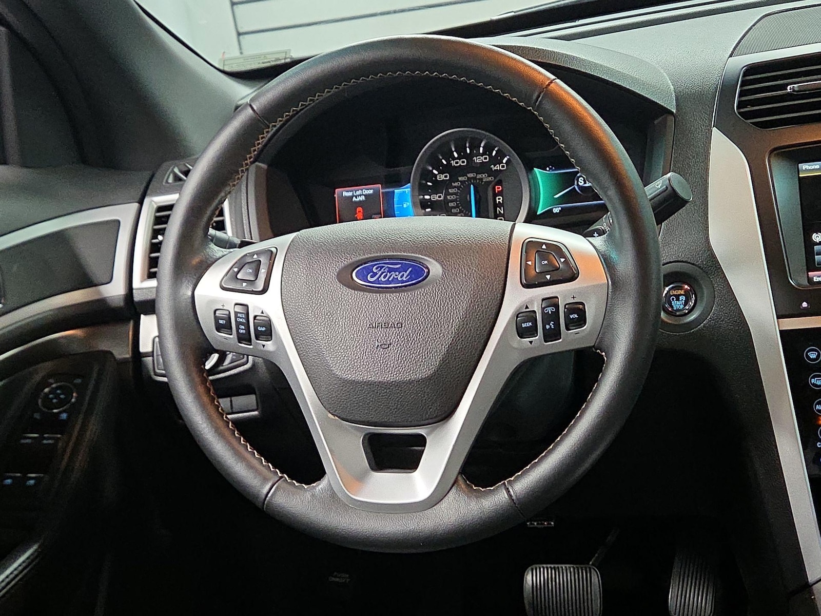 2015 Ford Explorer Sport - Photo 9