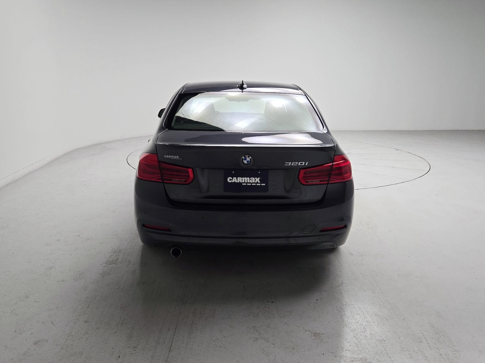 2018 BMW 3 Series 320i - Photo 6