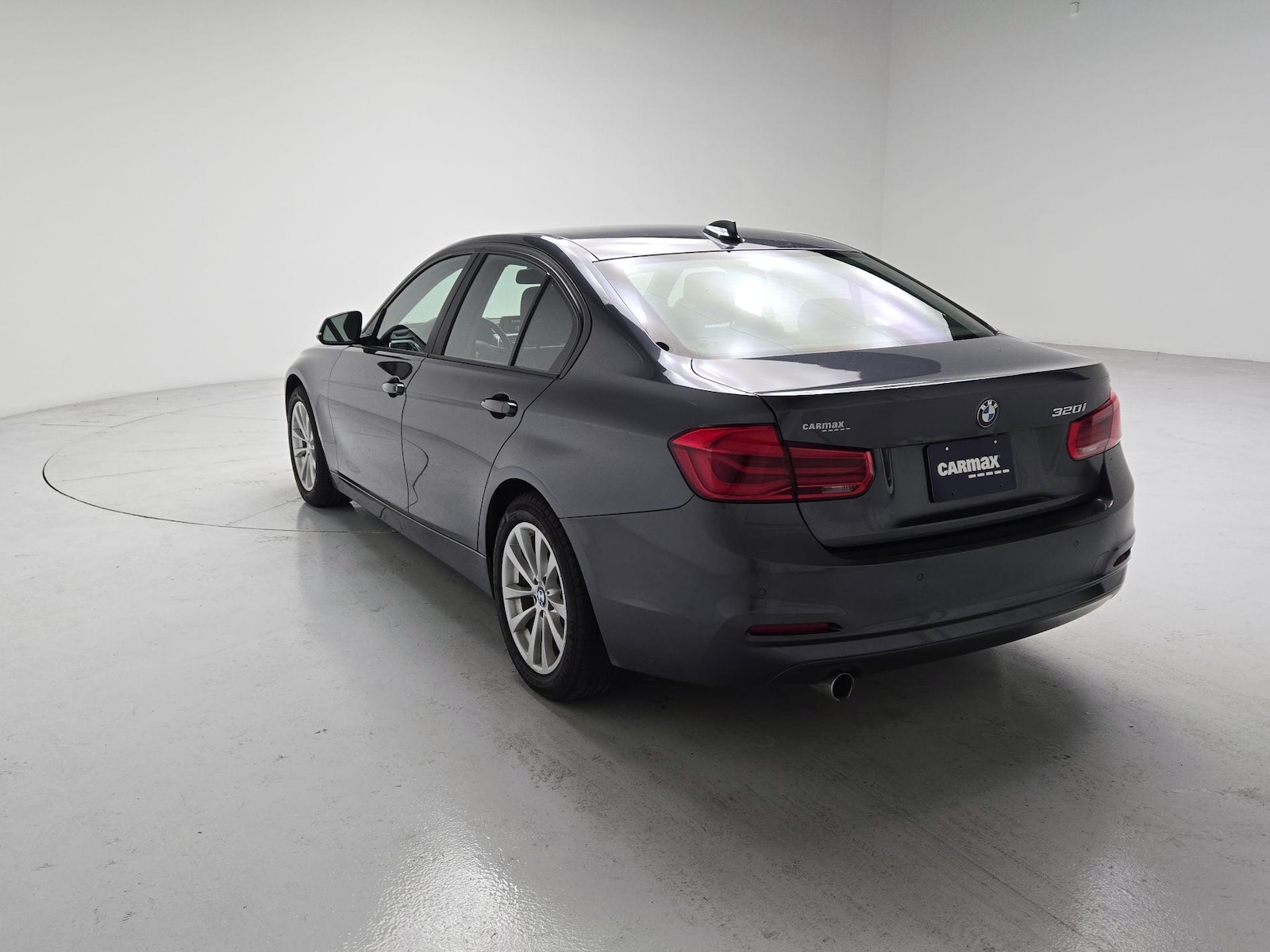 2018 BMW 3 Series 320i - Photo 7