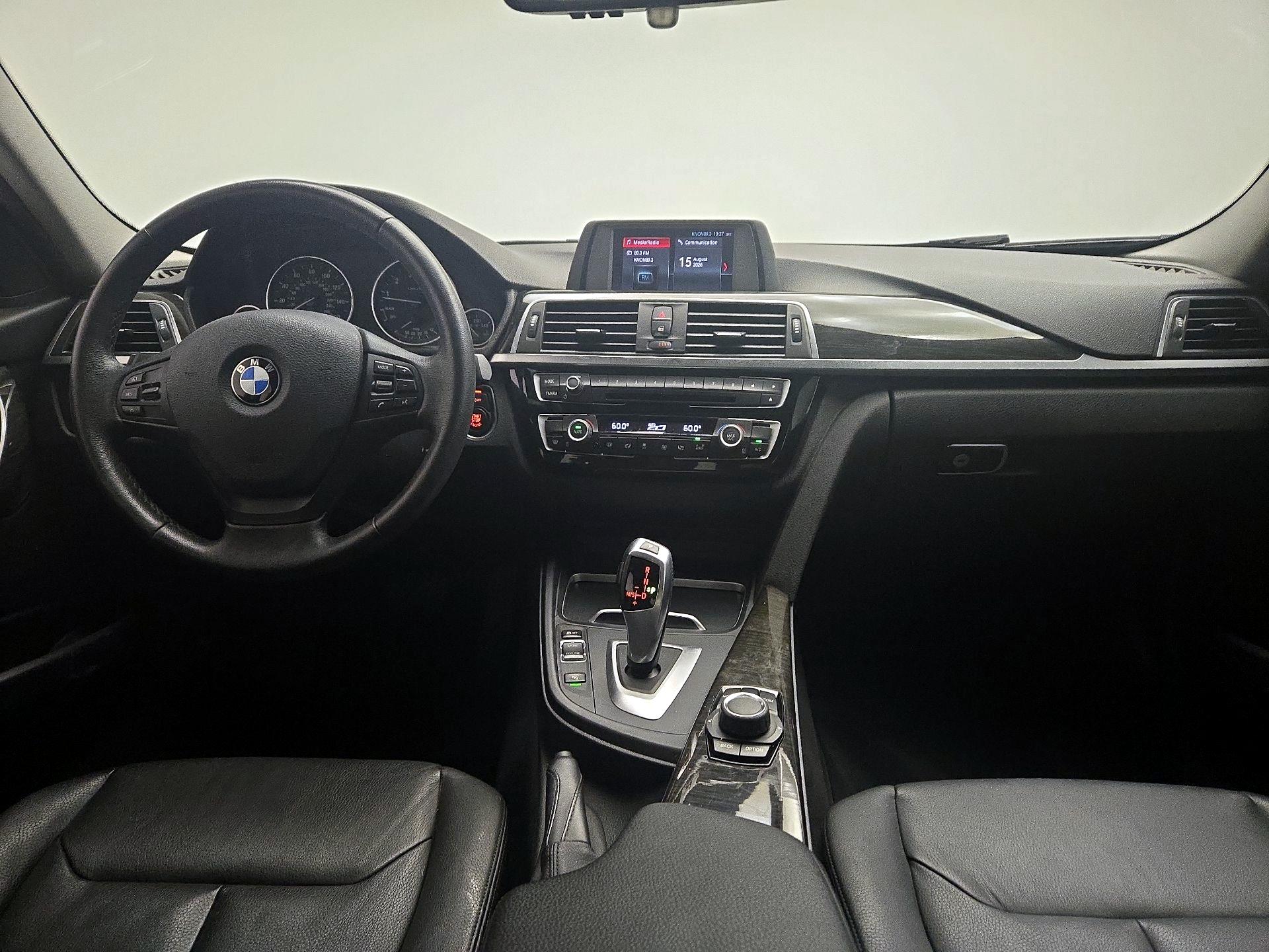 Thumbnail: 2018 BMW 3 Series - 8