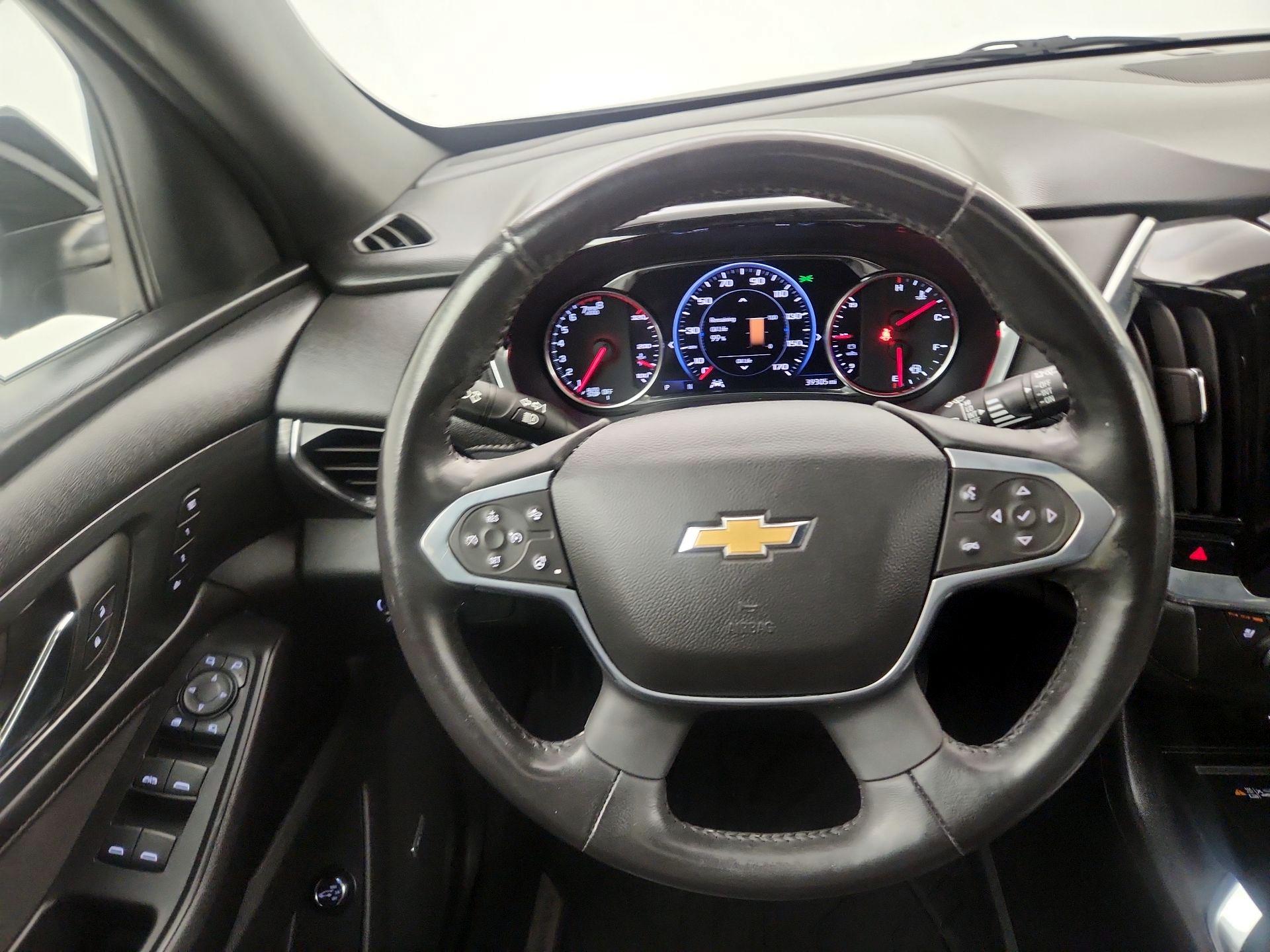 Thumbnail: 2022 Chevrolet Traverse - 10