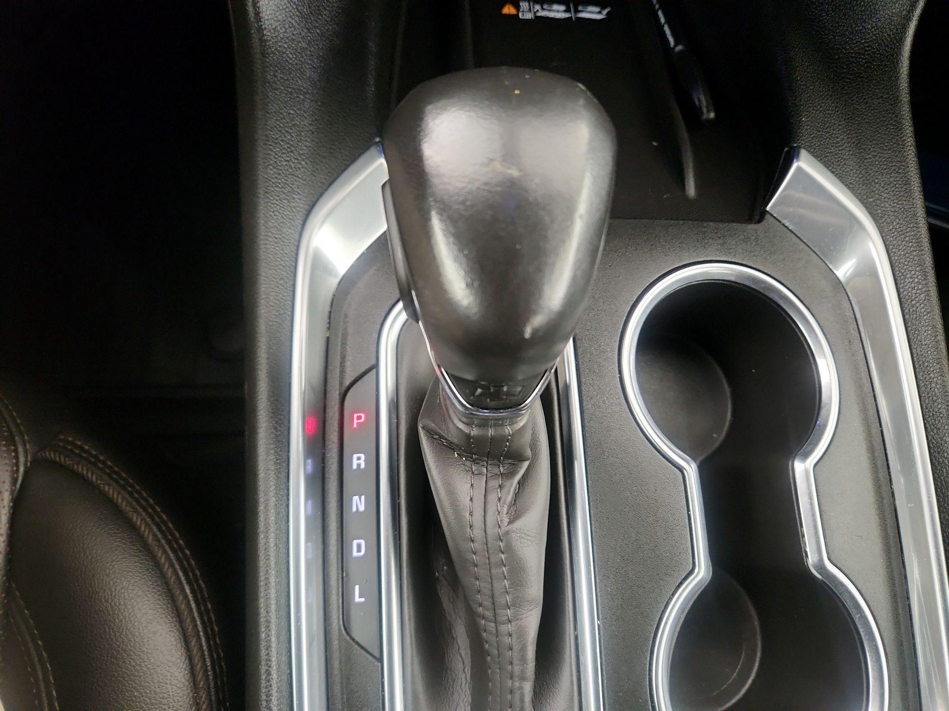 Thumbnail: 2022 Chevrolet Traverse - 18
