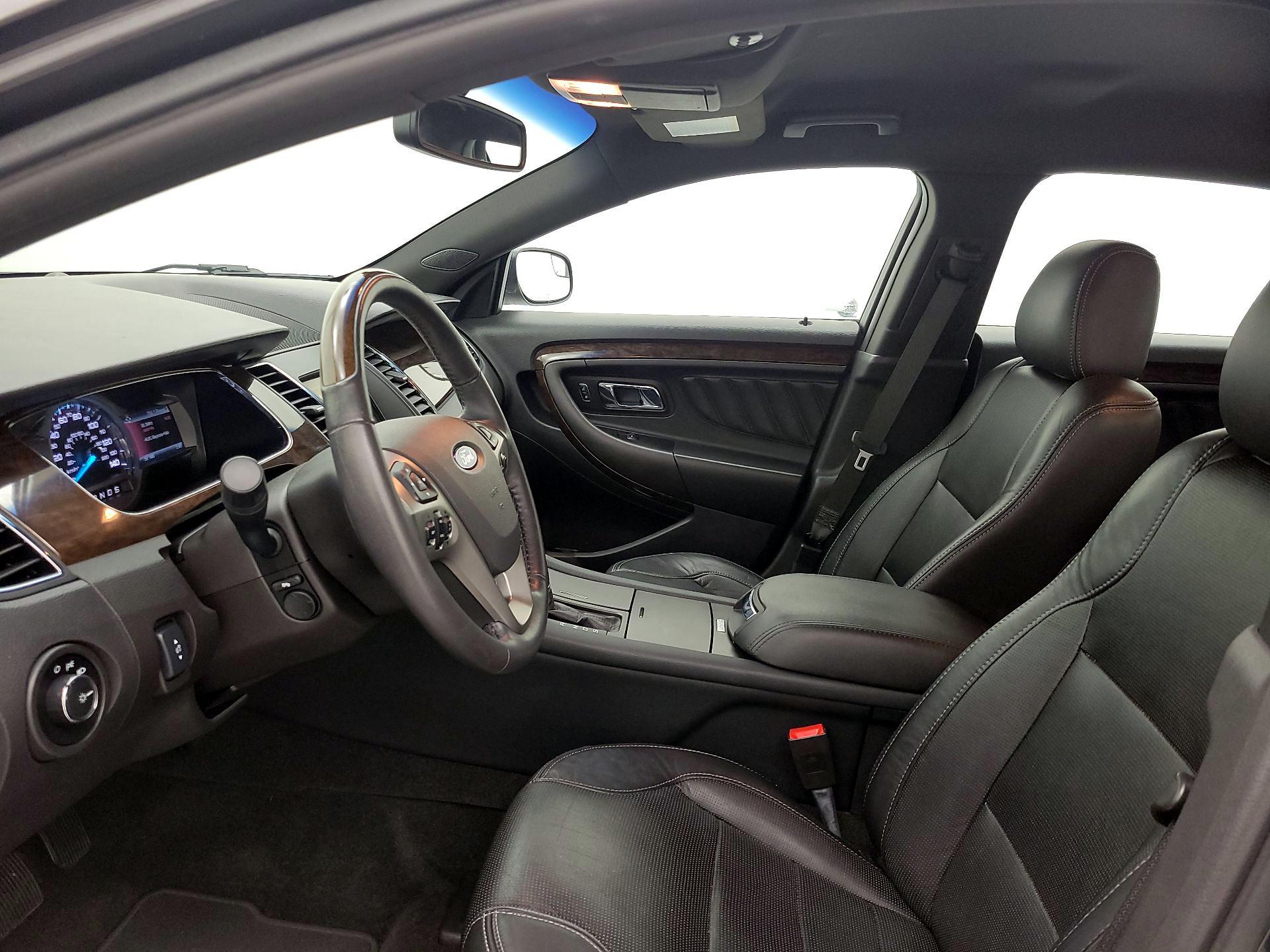 Thumbnail: 2015 Ford Taurus - 11