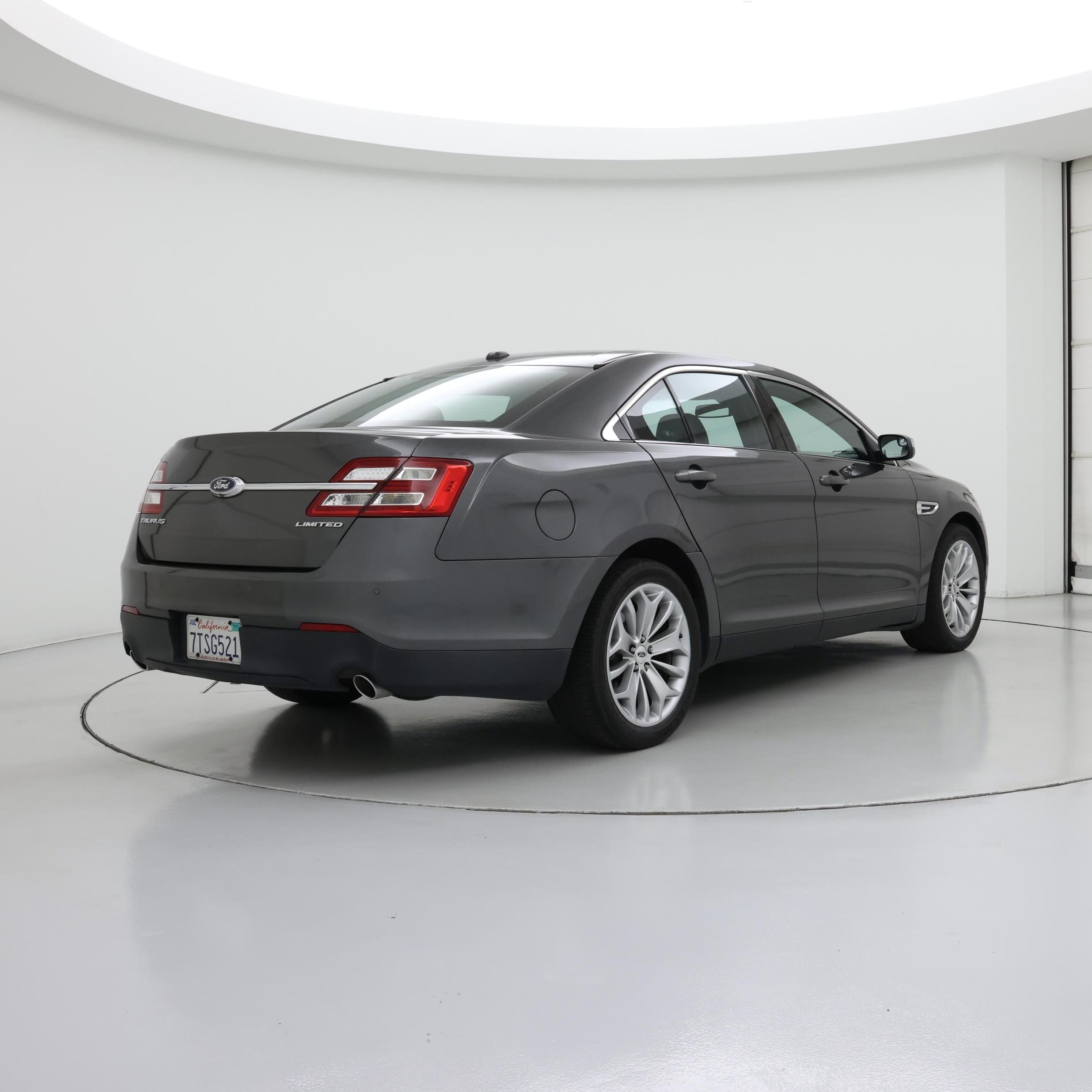 Thumbnail: 2015 Ford Taurus - 8