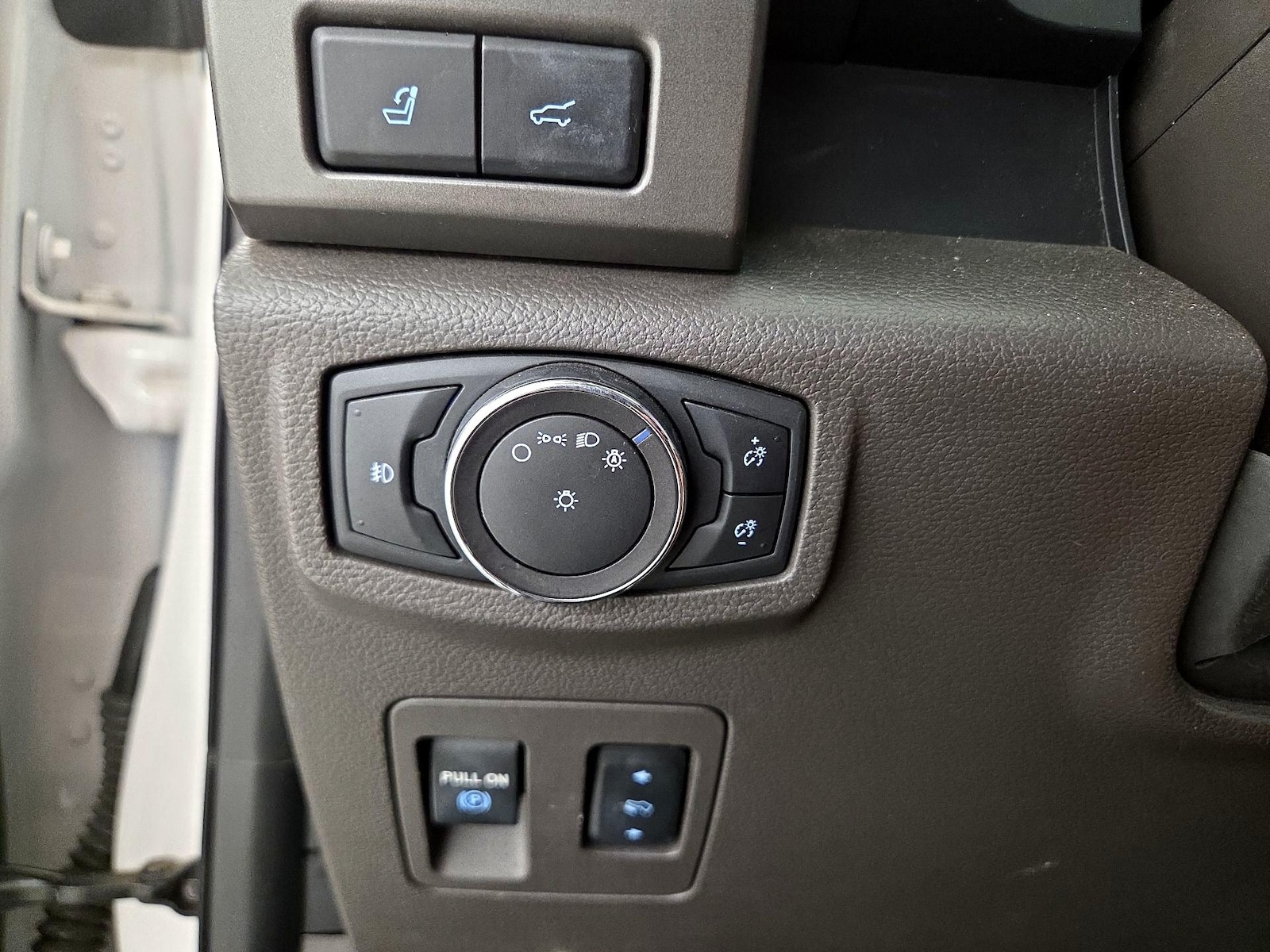 2018 Ford Expedition XLT - Photo 14