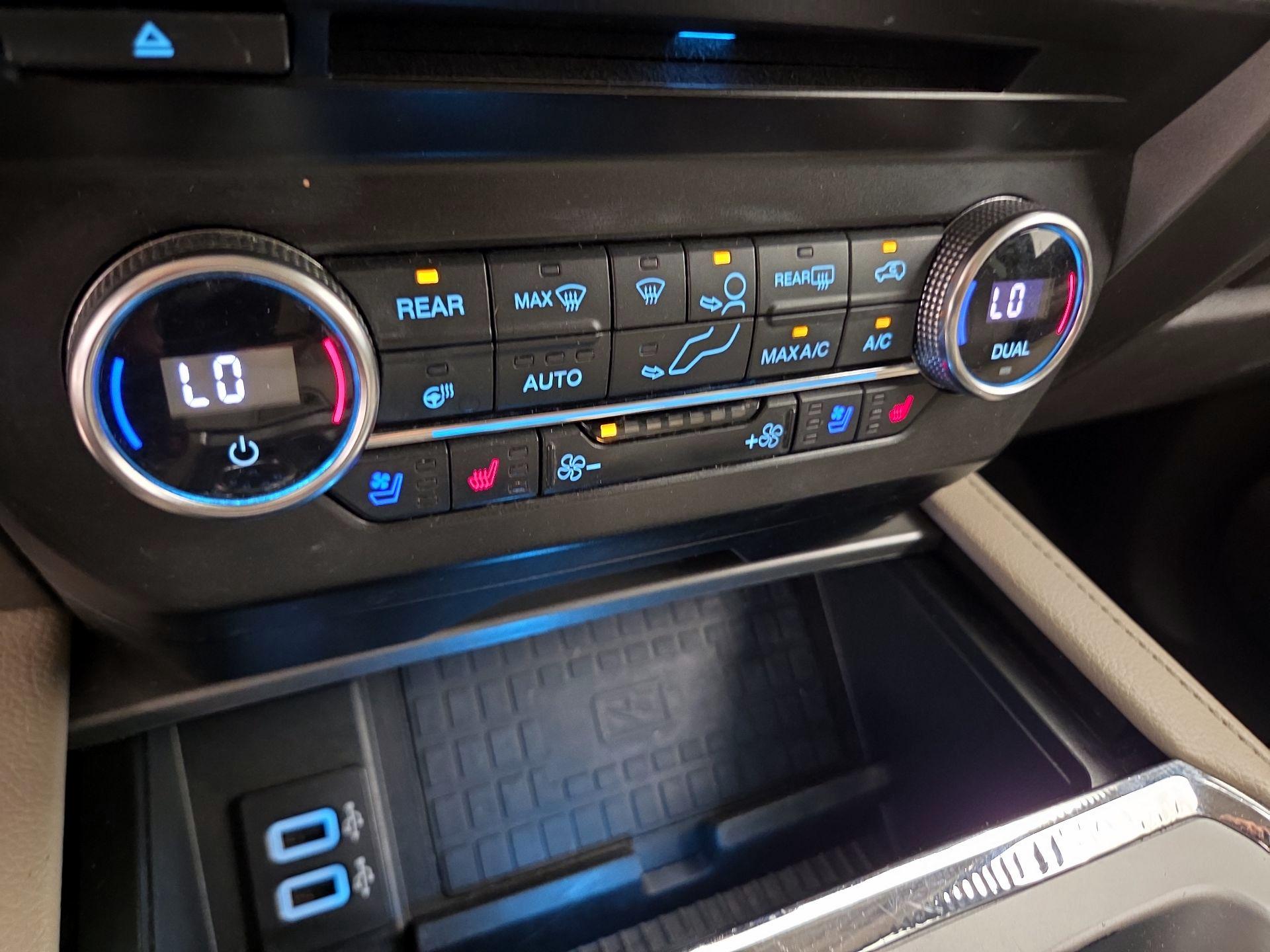 Thumbnail: 2018 Ford Expedition - 17