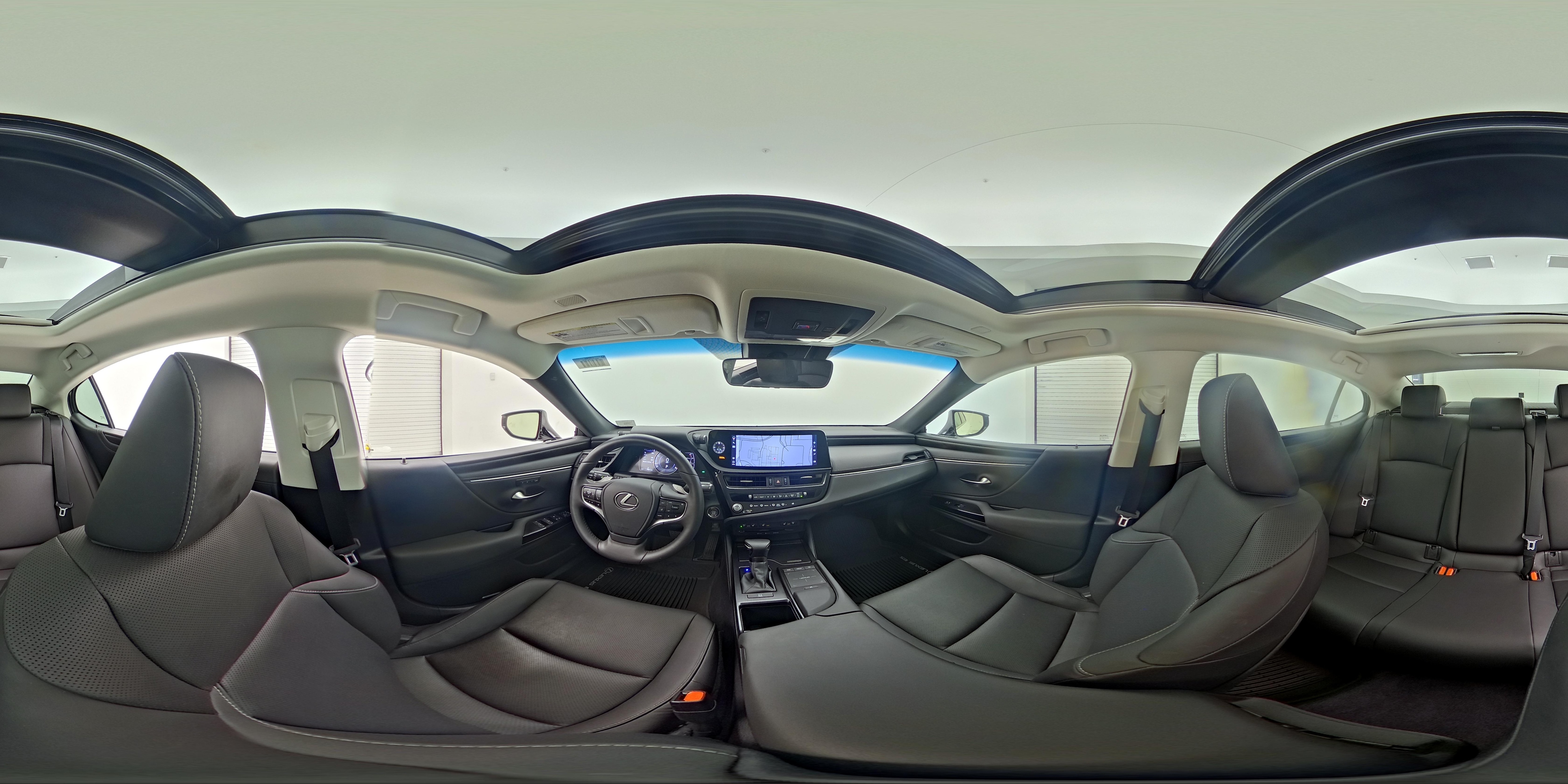 2022 Lexus ES 350 - Photo 26