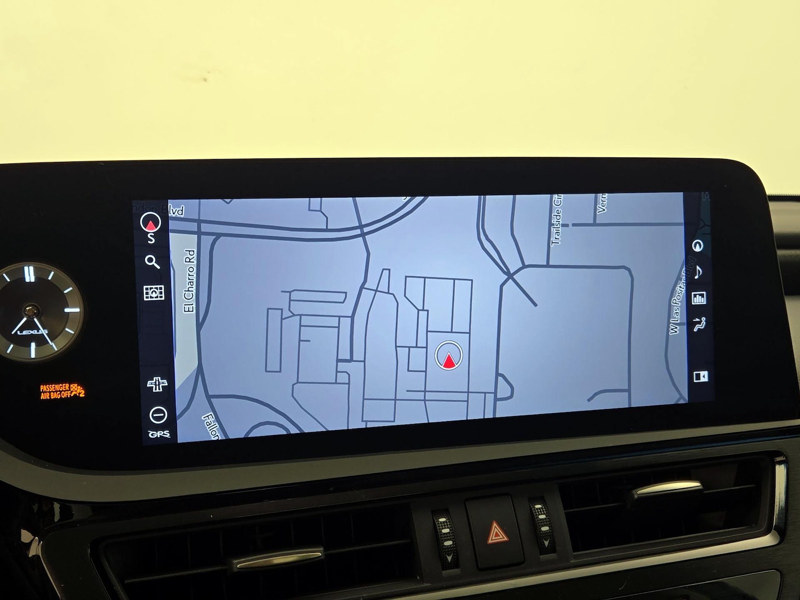 2022 Lexus ES 350 - Photo 15