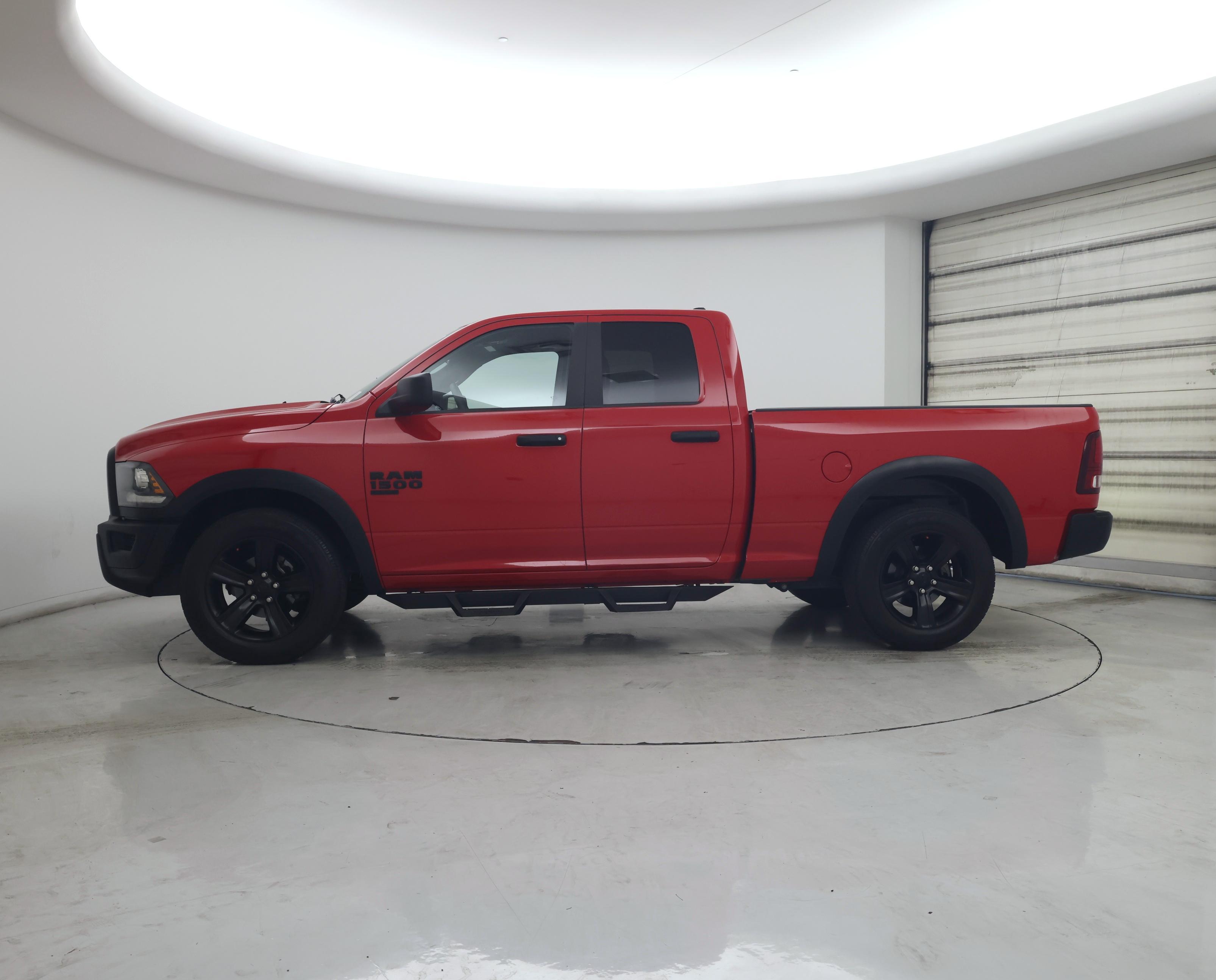 Thumbnail: 2022 RAM 1500 Classic - 3