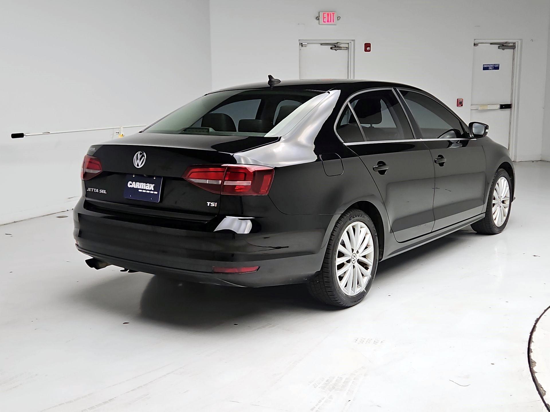 Thumbnail: 2016 Volkswagen Jetta - 5