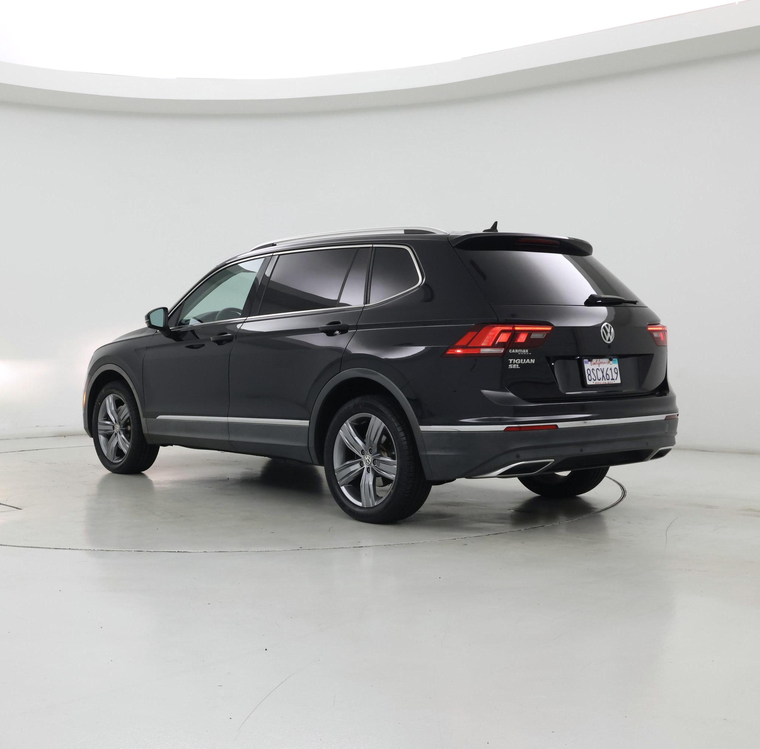 Thumbnail: 2020 Volkswagen Tiguan - 2