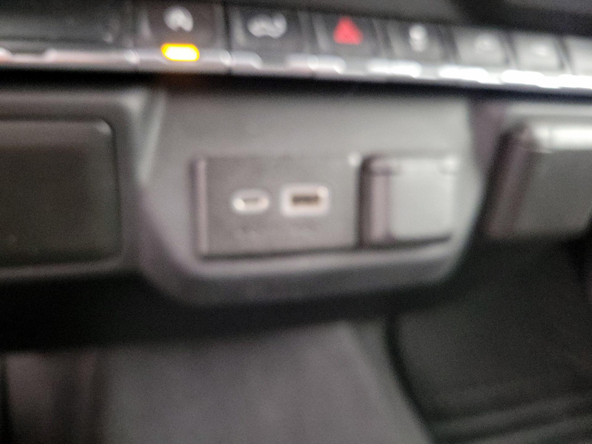 Thumbnail: 2021 GMC Sierra 1500 - 18