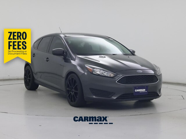Gray 2018 Ford Focus Hatchback Front-Wheel Drive Automatic