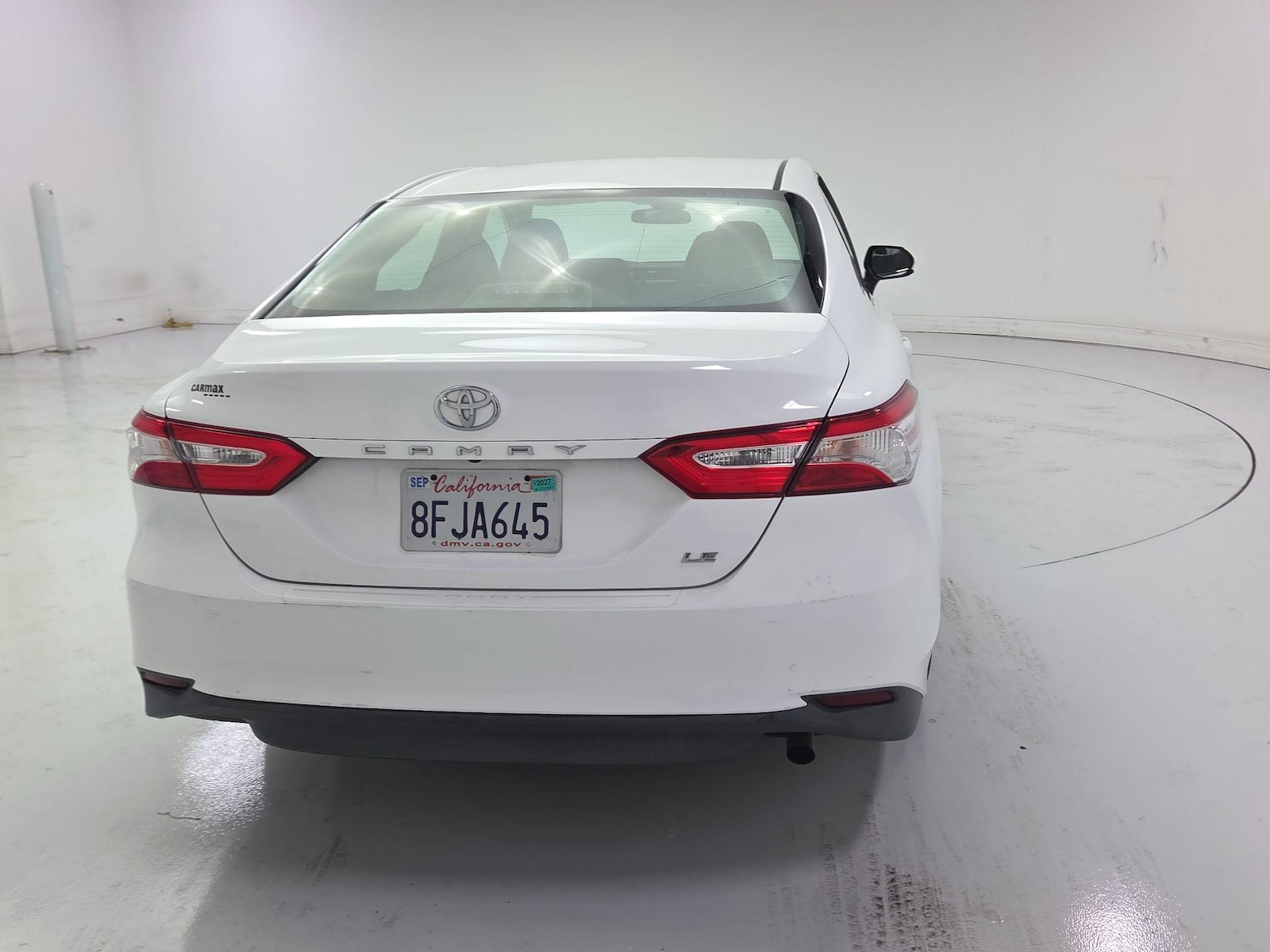 2018 Toyota Camry LE - Photo 6