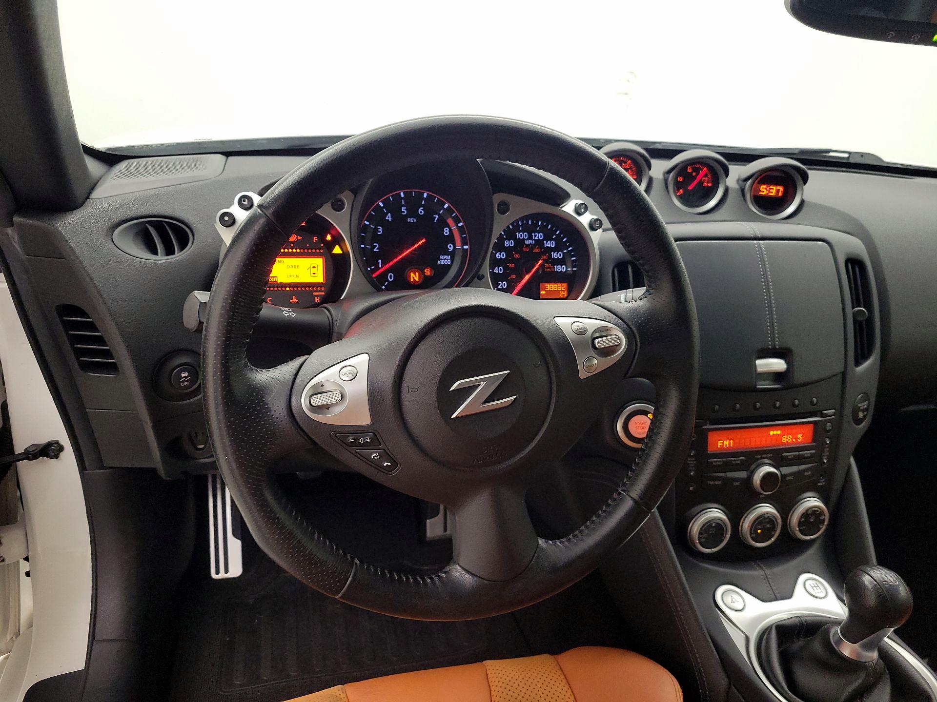 Thumbnail: 2014 Nissan Z - 10