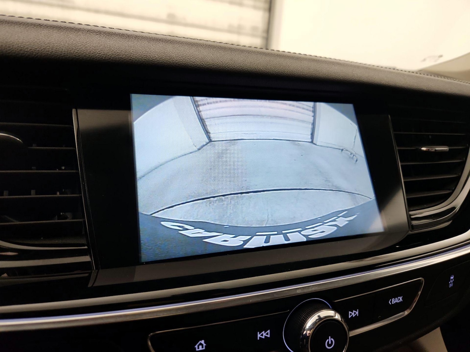 2018 Buick Regal Sportback Essence - Photo 15