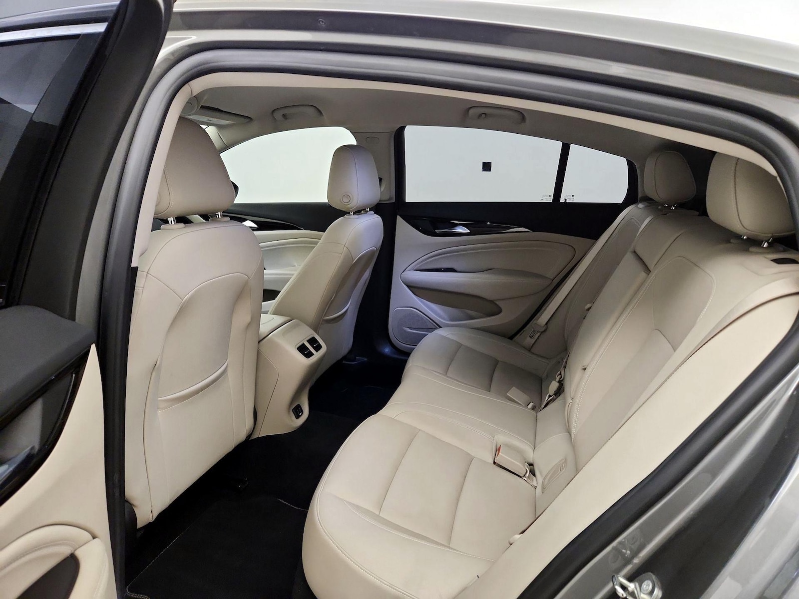 2018 Buick Regal Sportback Essence - Photo 20