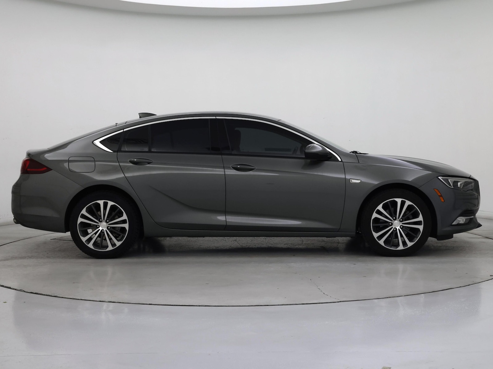 2018 Buick Regal Sportback Essence - Photo 8