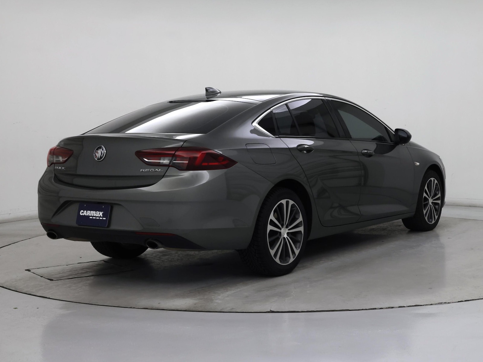 2018 Buick Regal Sportback Essence - Photo 9