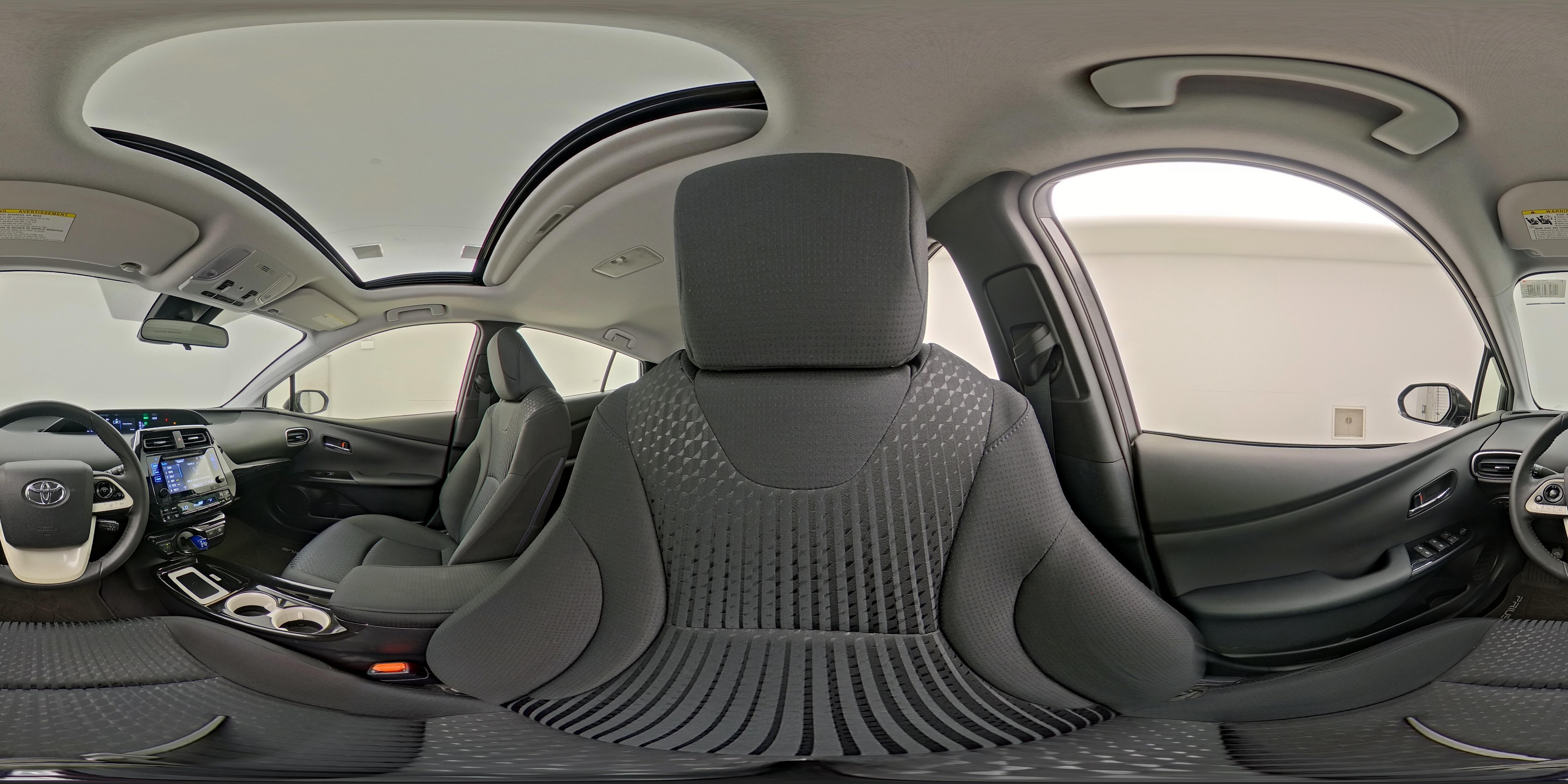 2017 Toyota Prius Three - Photo 27