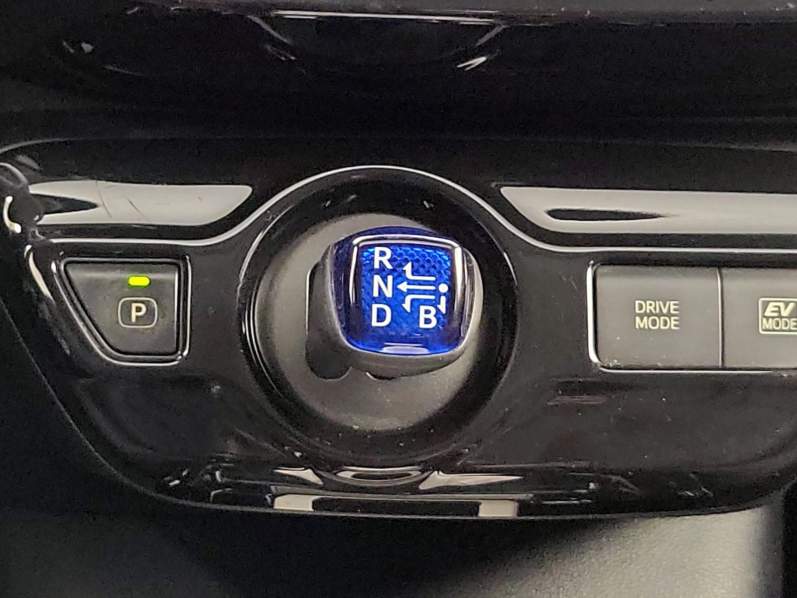 2017 Toyota Prius Three - Photo 18