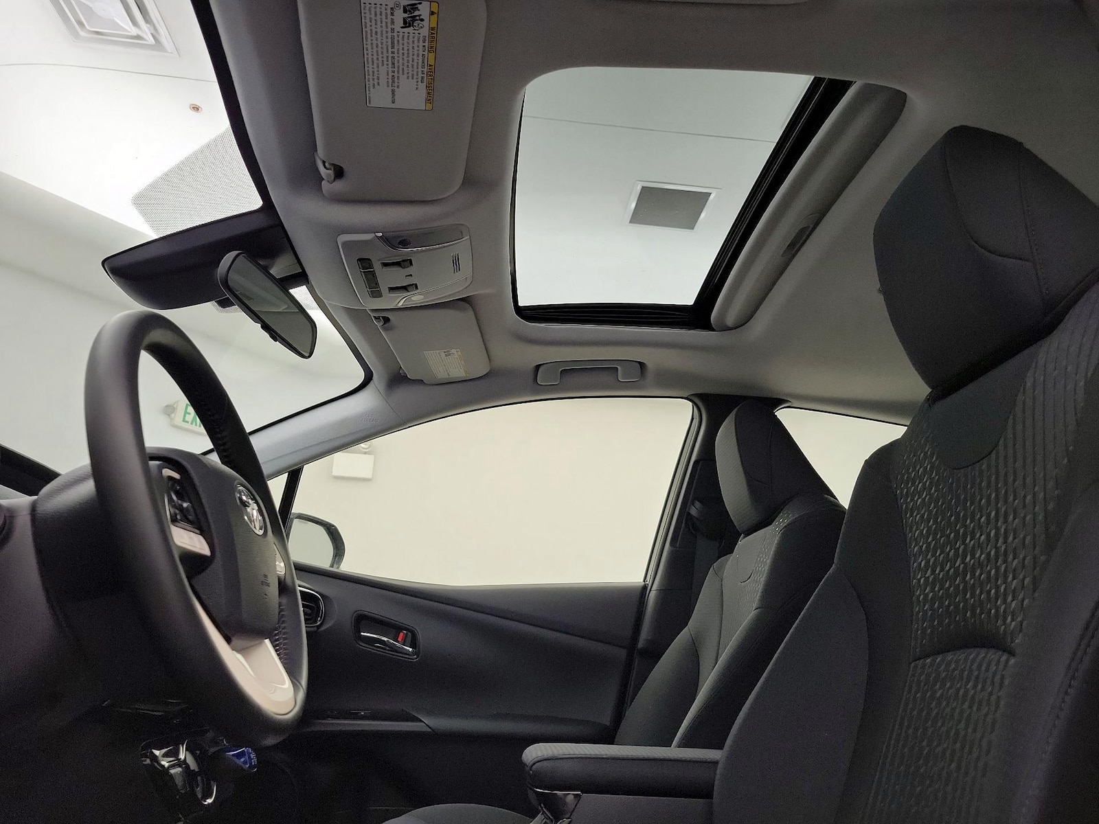 2017 Toyota Prius Three - Photo 20