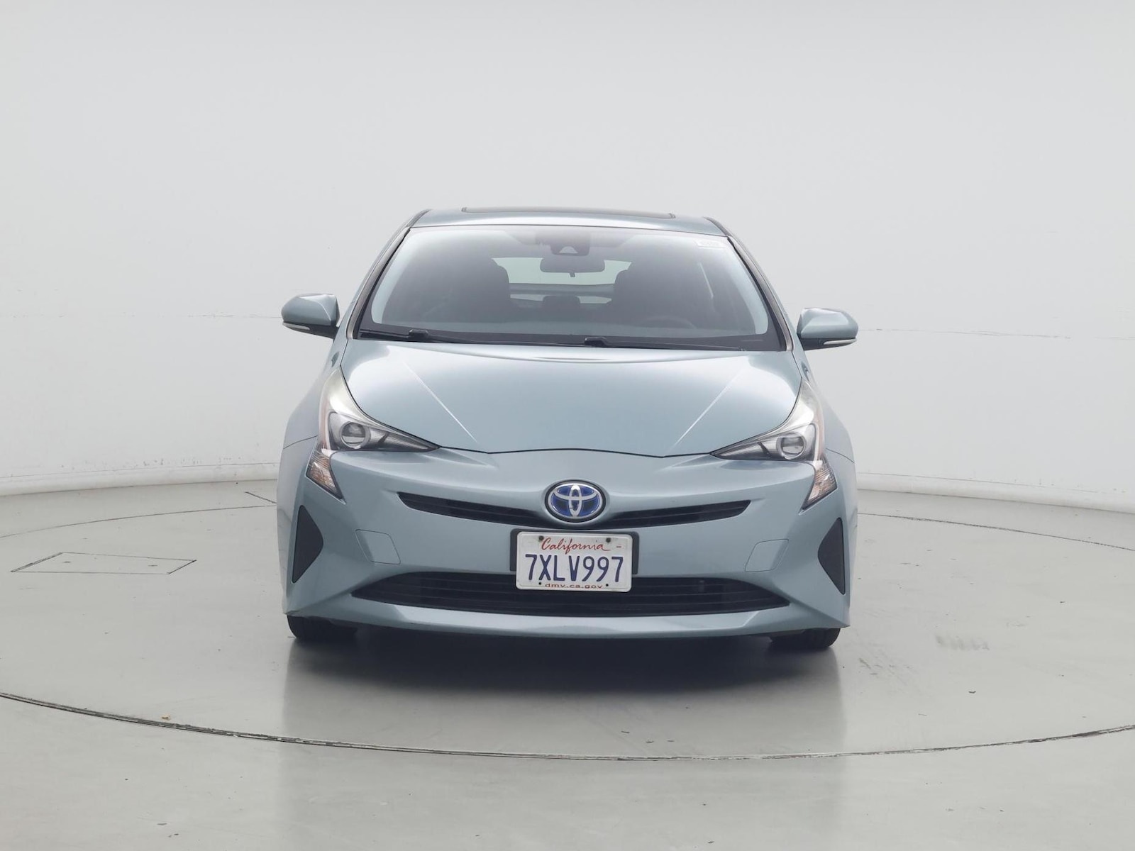 2017 Toyota Prius Three - Photo 6