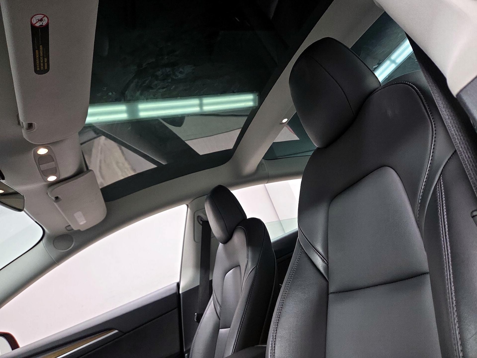 Skylight(s) & Overhead Airbags