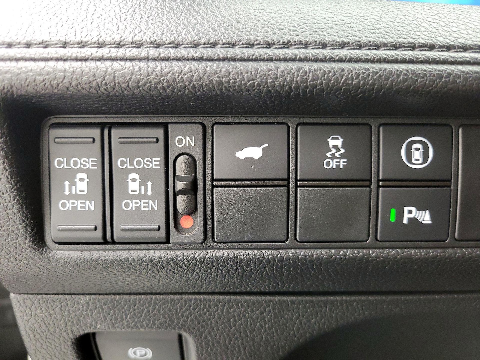 2022 Honda Odyssey Elite - Photo 14