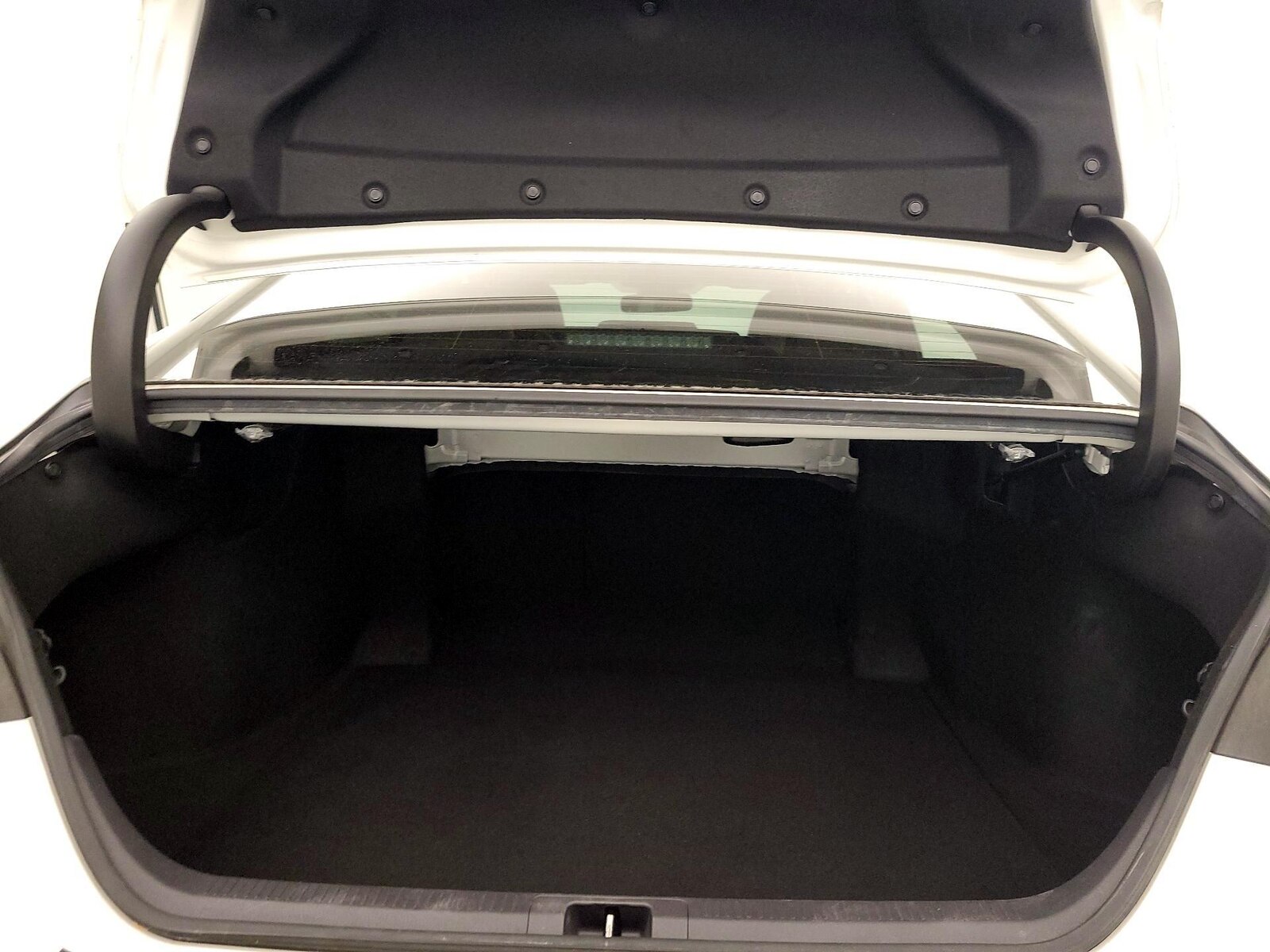 2018 Toyota Camry SE - Photo 21