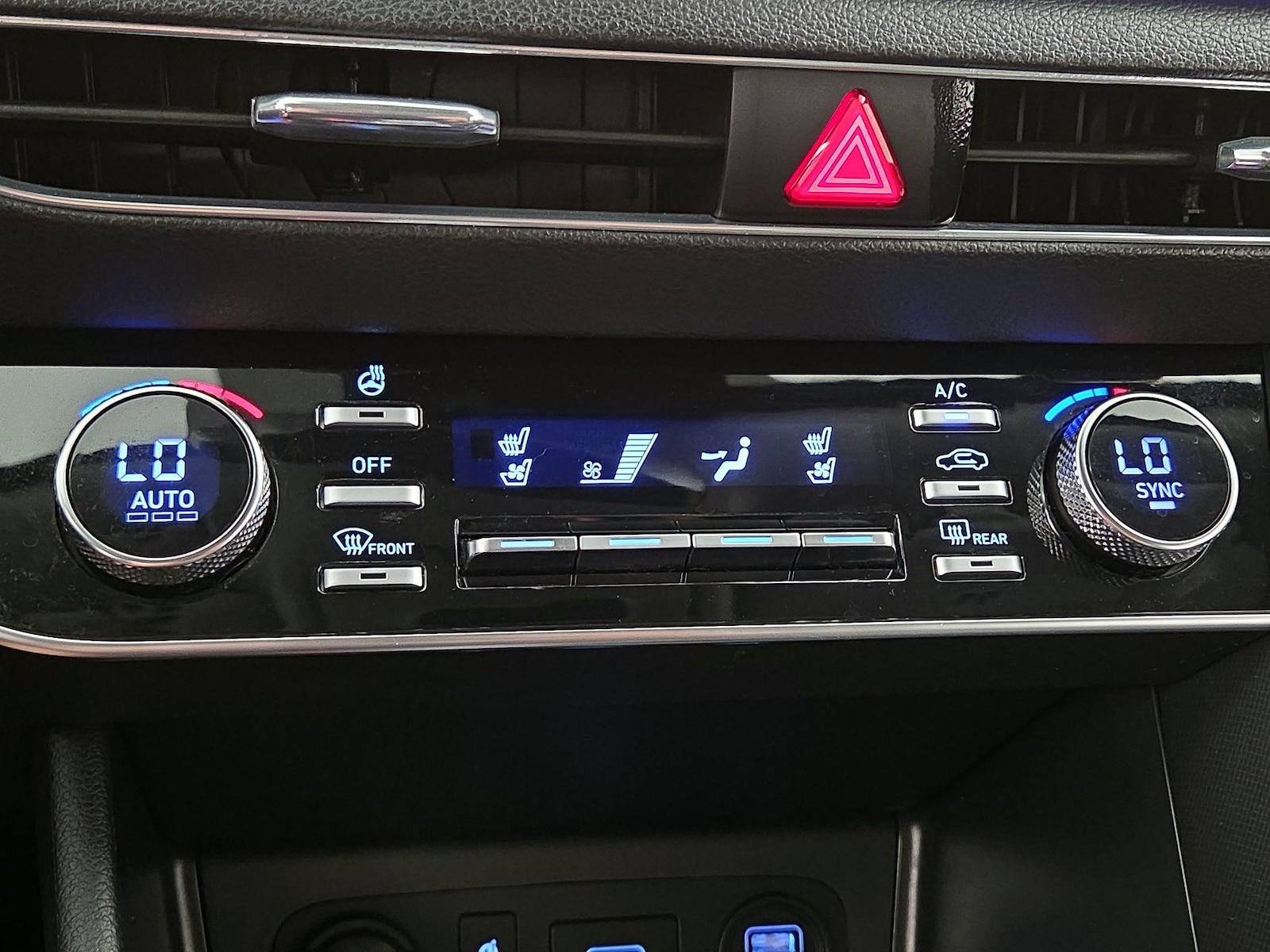 2022 Hyundai Sonata Limited - Photo 18