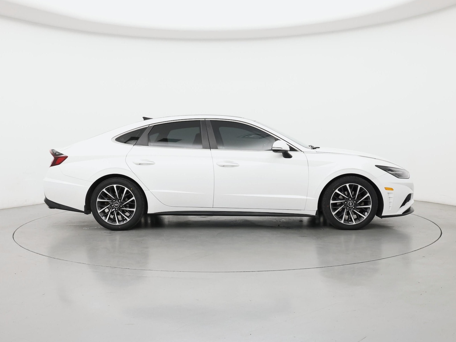 2022 Hyundai Sonata Limited - Photo 8