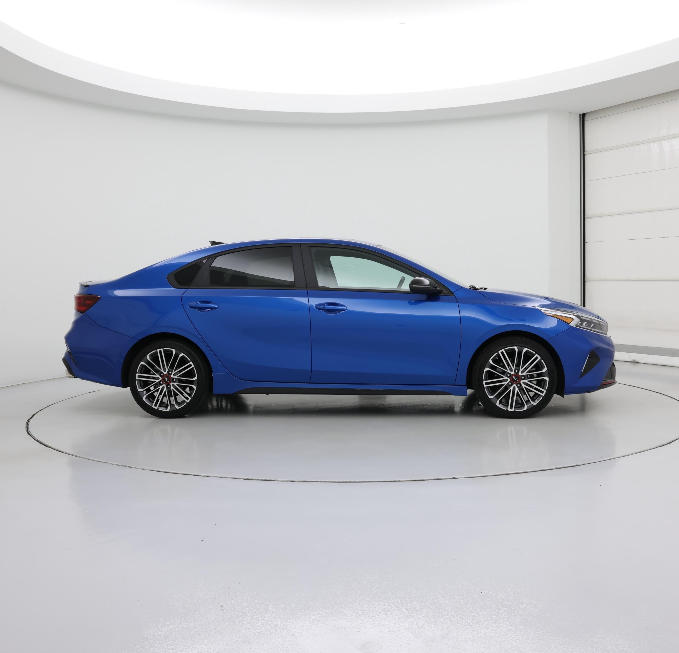 Thumbnail: 2024 Kia Forte - 7