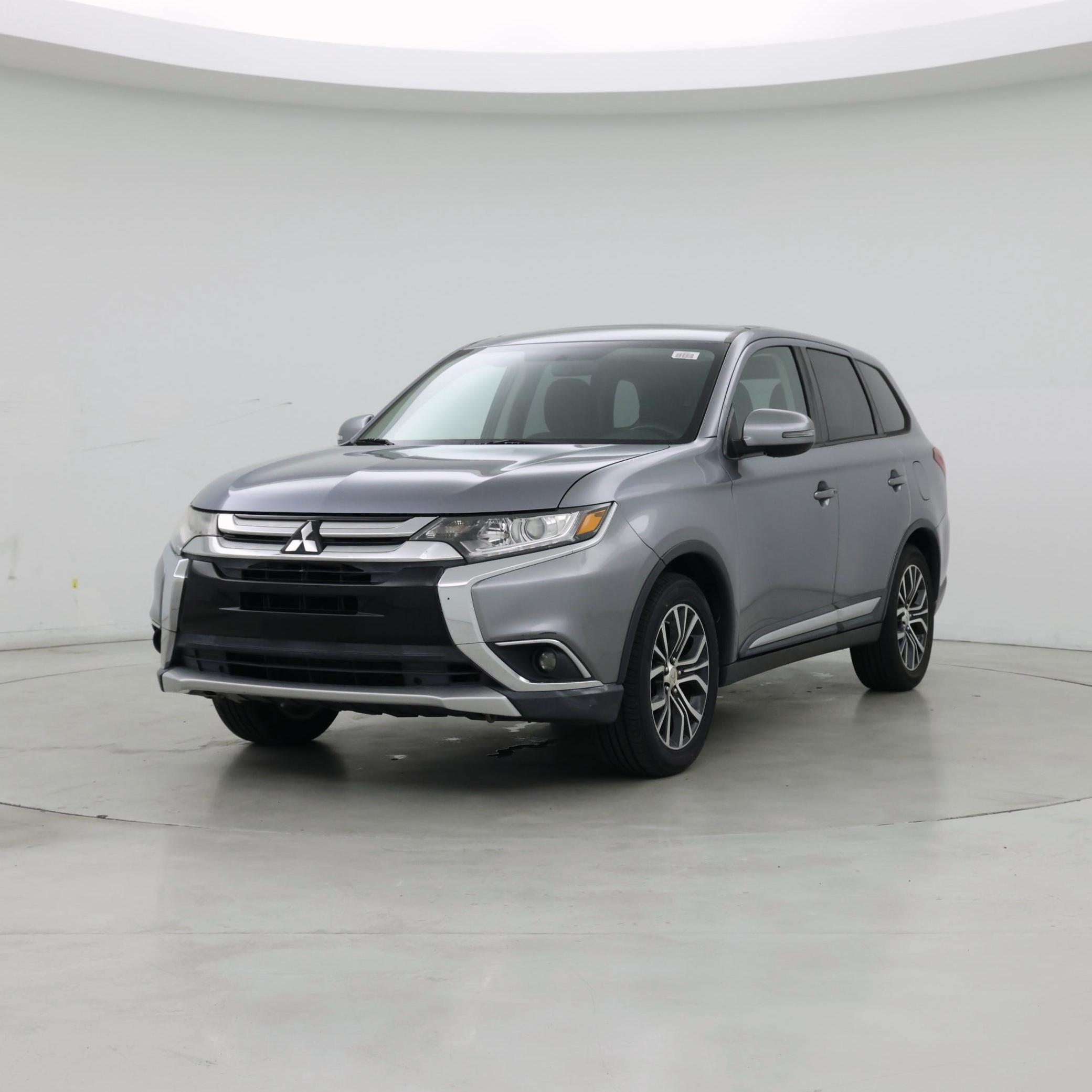 Thumbnail: 2017 Mitsubishi Outlander - 4