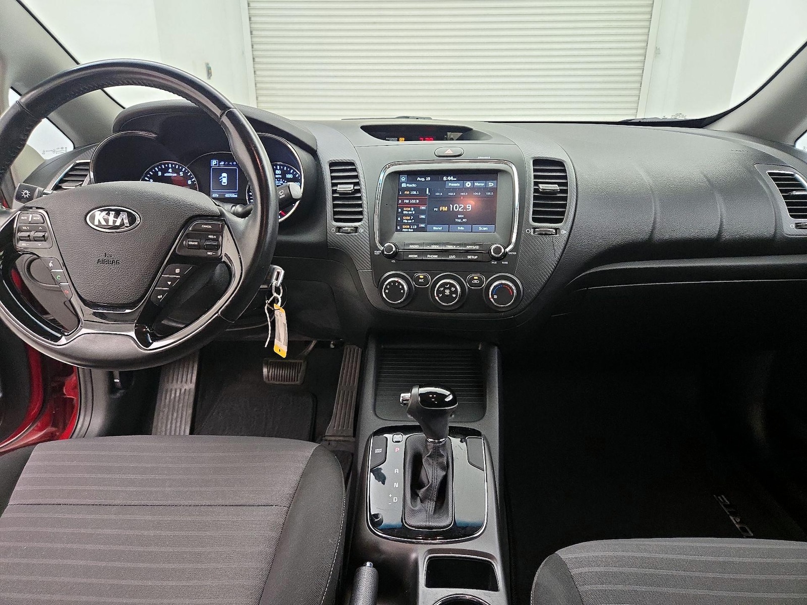 Apple CarPlay® & Android Auto™