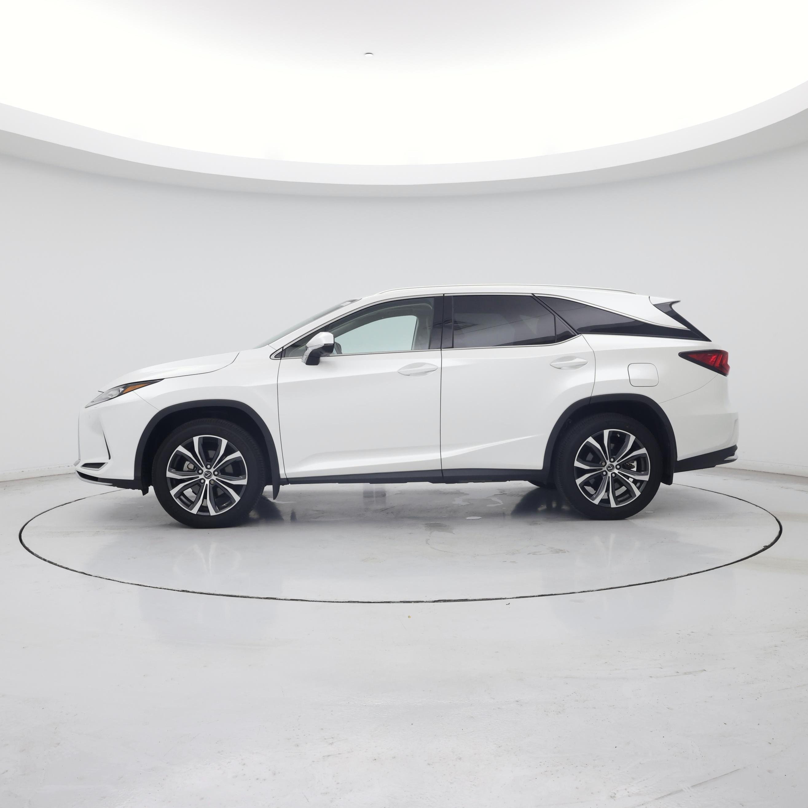 Thumbnail: 2022 Lexus RX - 3