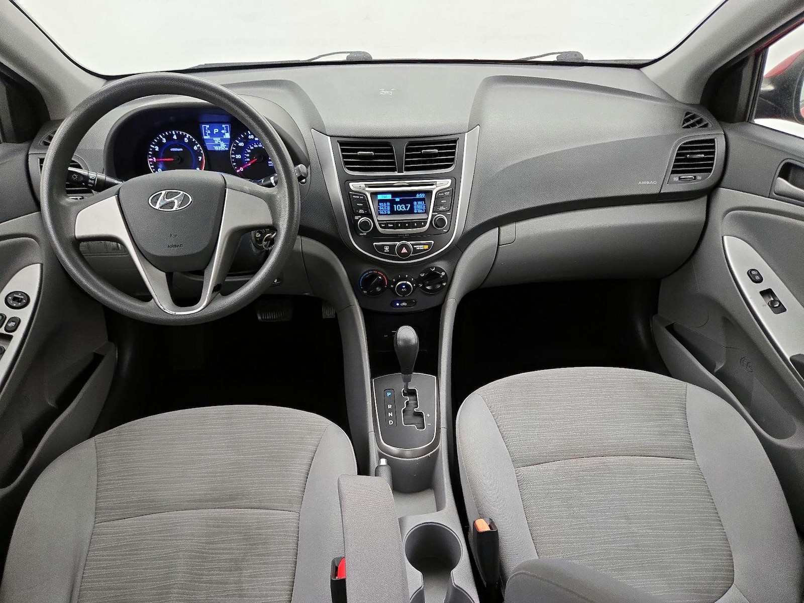 2015 Hyundai Accent GLS - Photo 10