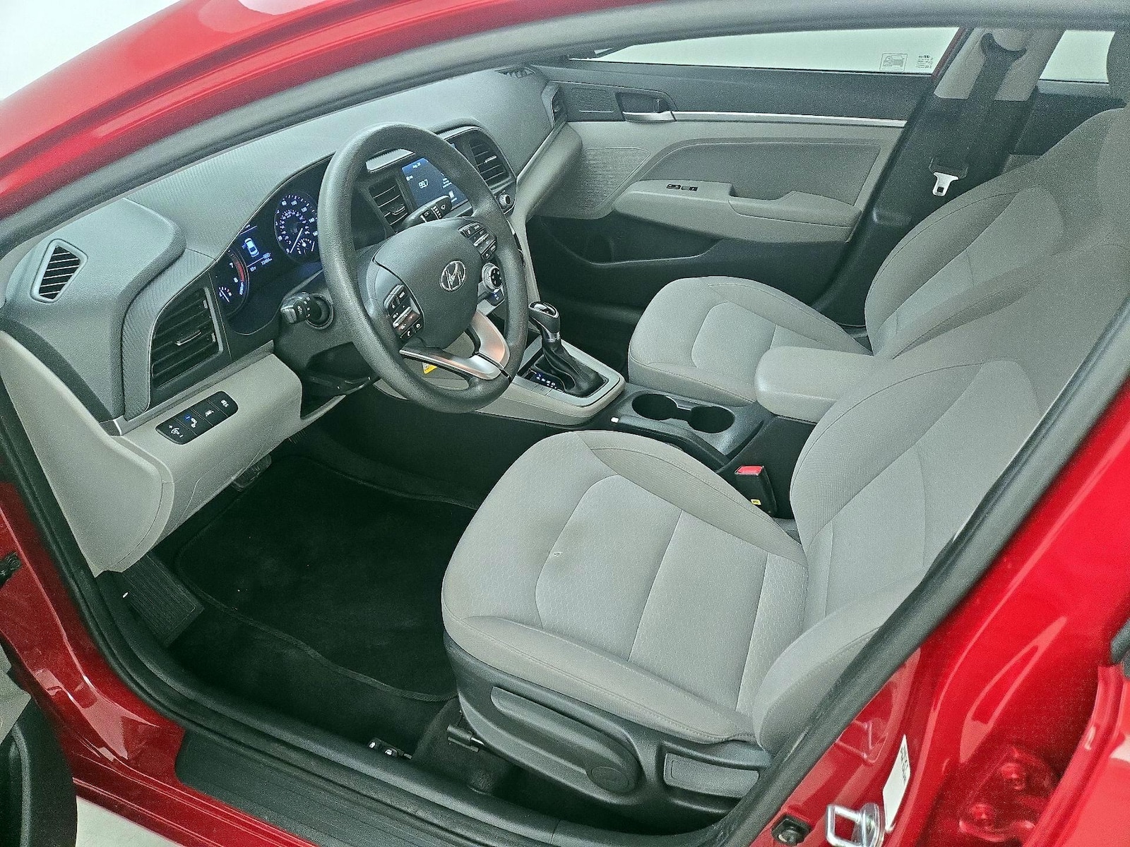 2019 Hyundai Elantra SEL - Photo 12