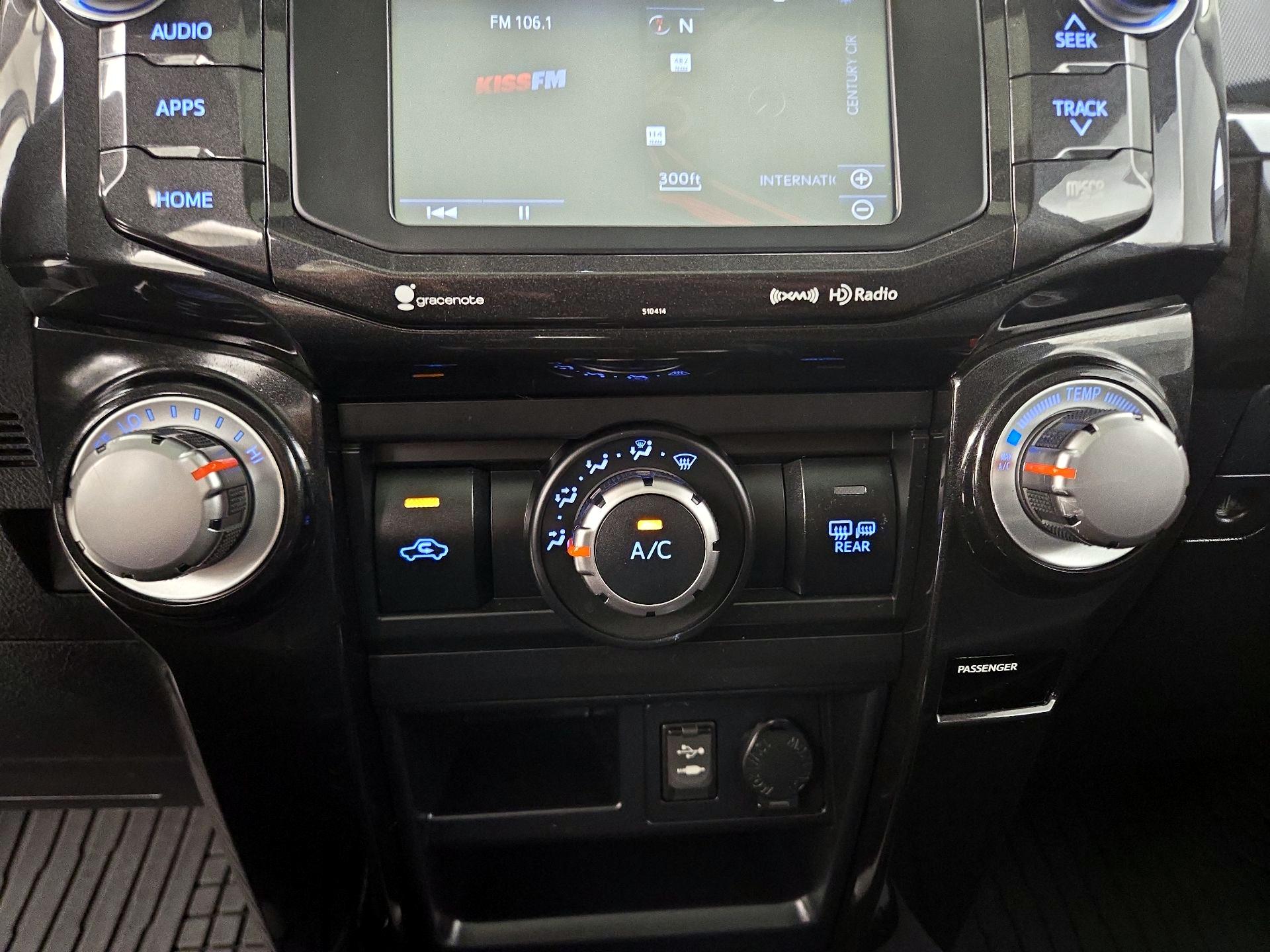 Thumbnail: 2019 Toyota 4Runner - 17