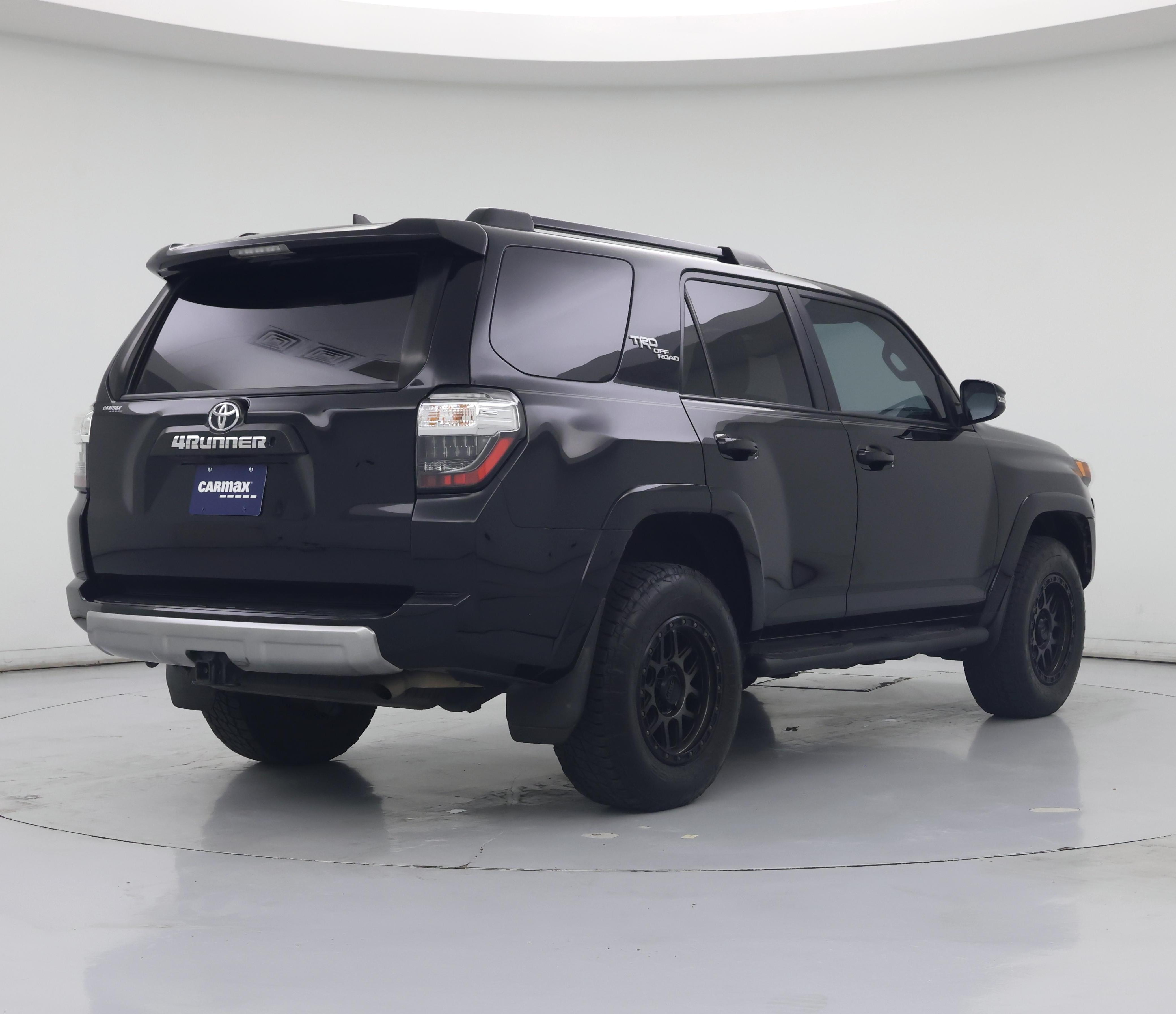 Thumbnail: 2019 Toyota 4Runner - 8