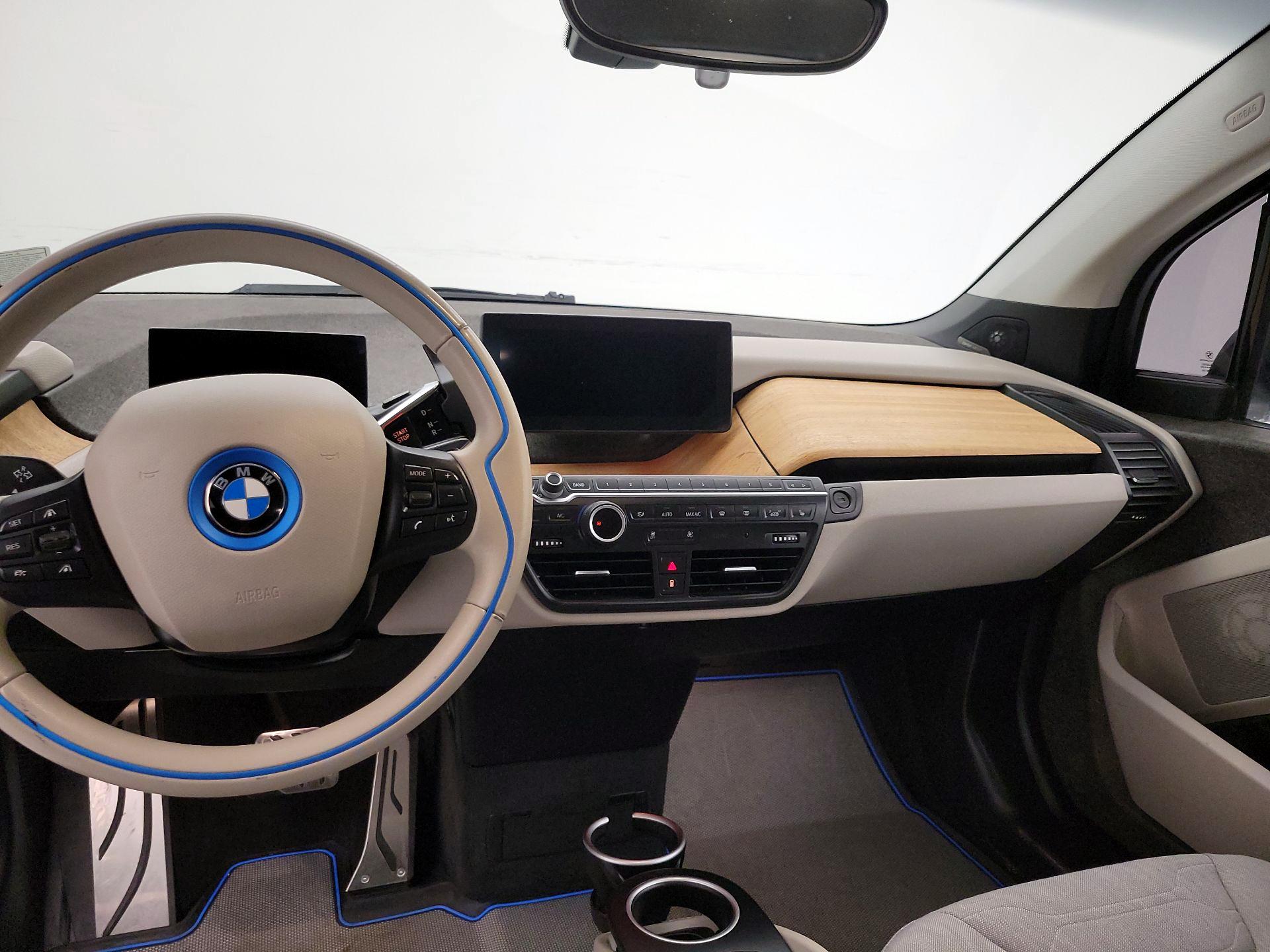 Thumbnail: 2016 BMW i3 - 9