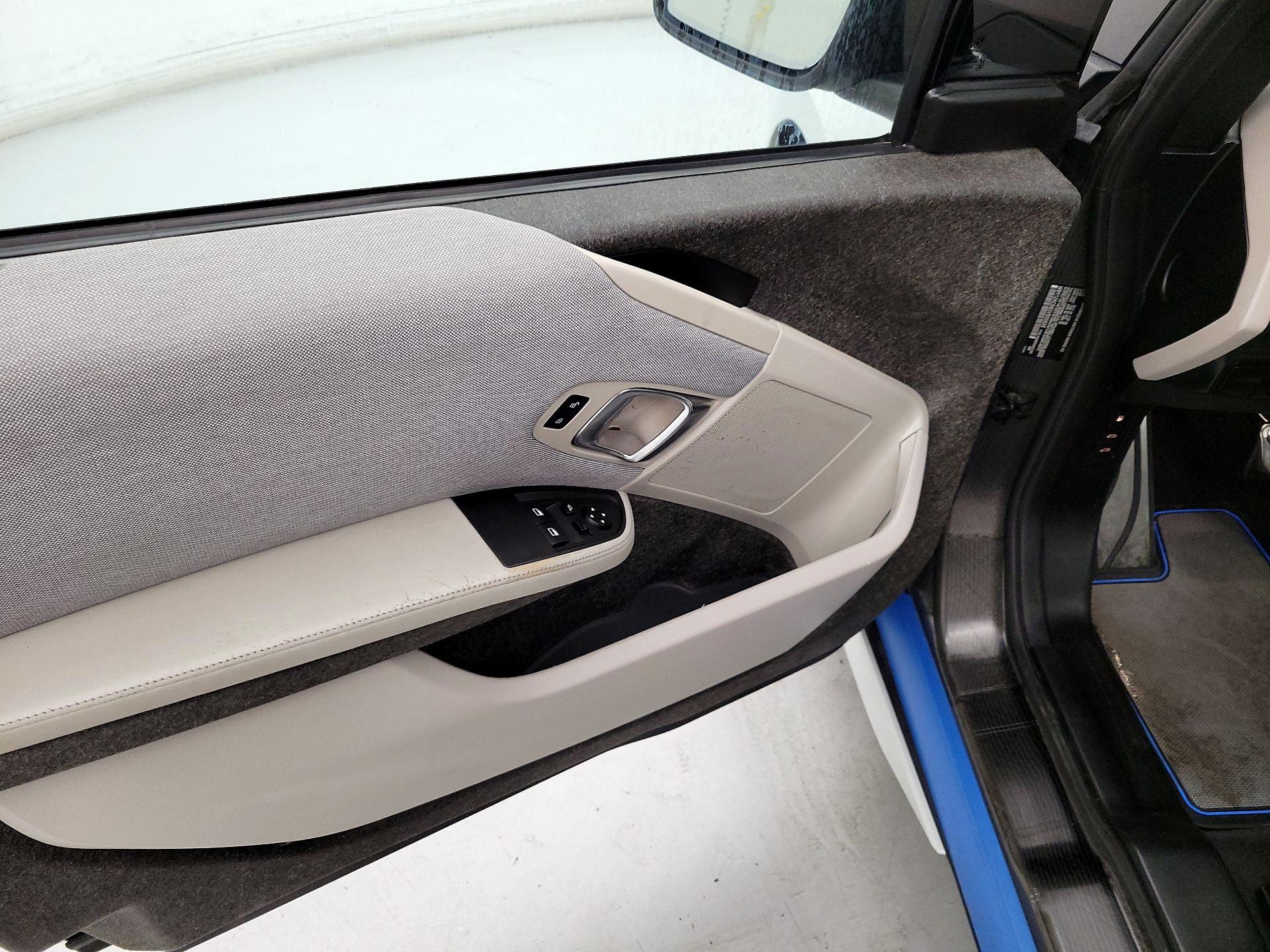 Thumbnail: 2016 BMW i3 - 12
