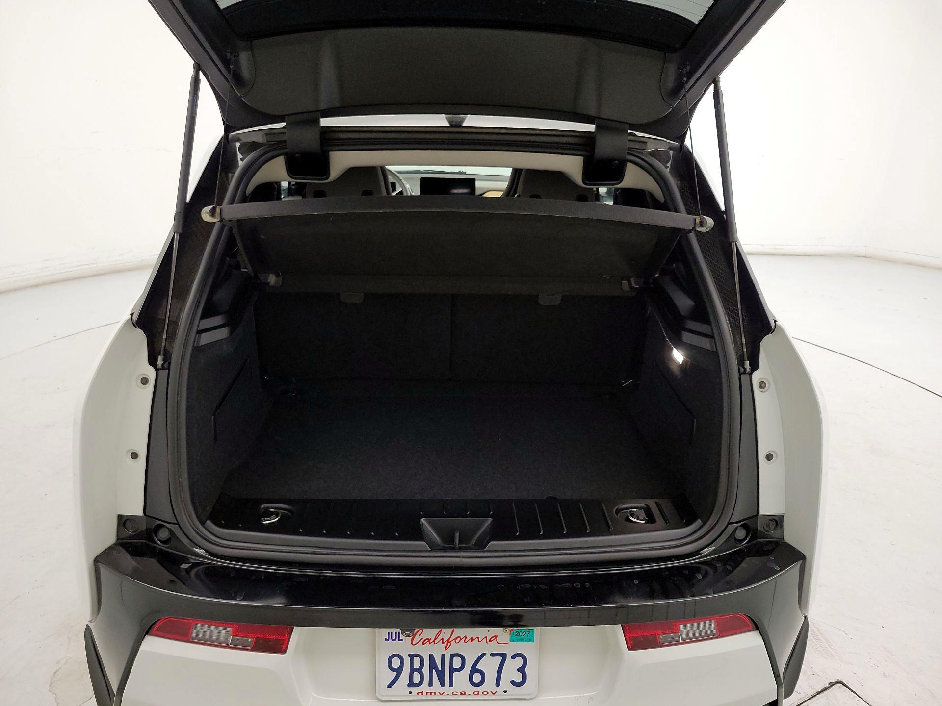 Thumbnail: 2016 BMW i3 - 20