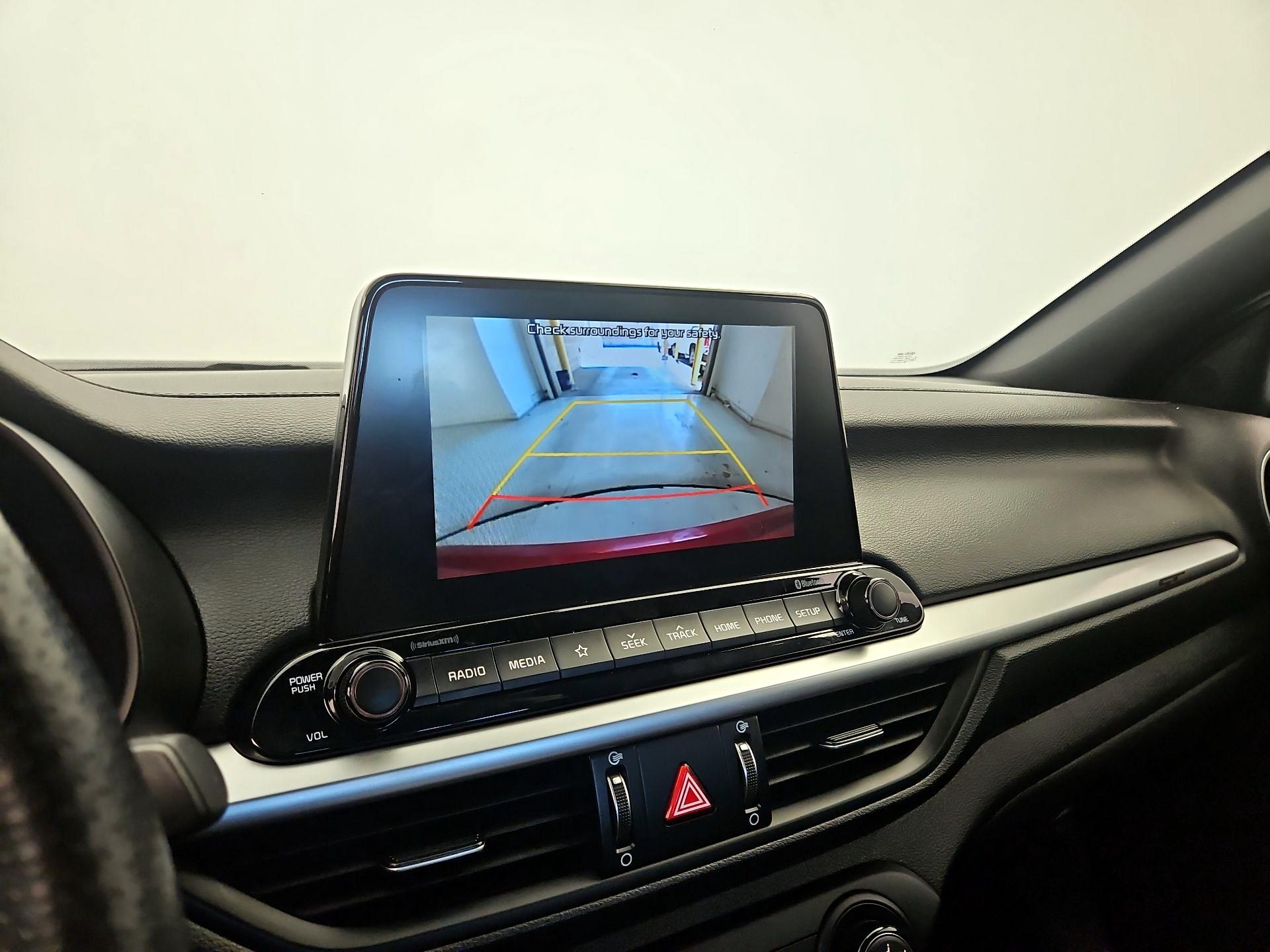 Thumbnail: 2020 Kia Forte - 15
