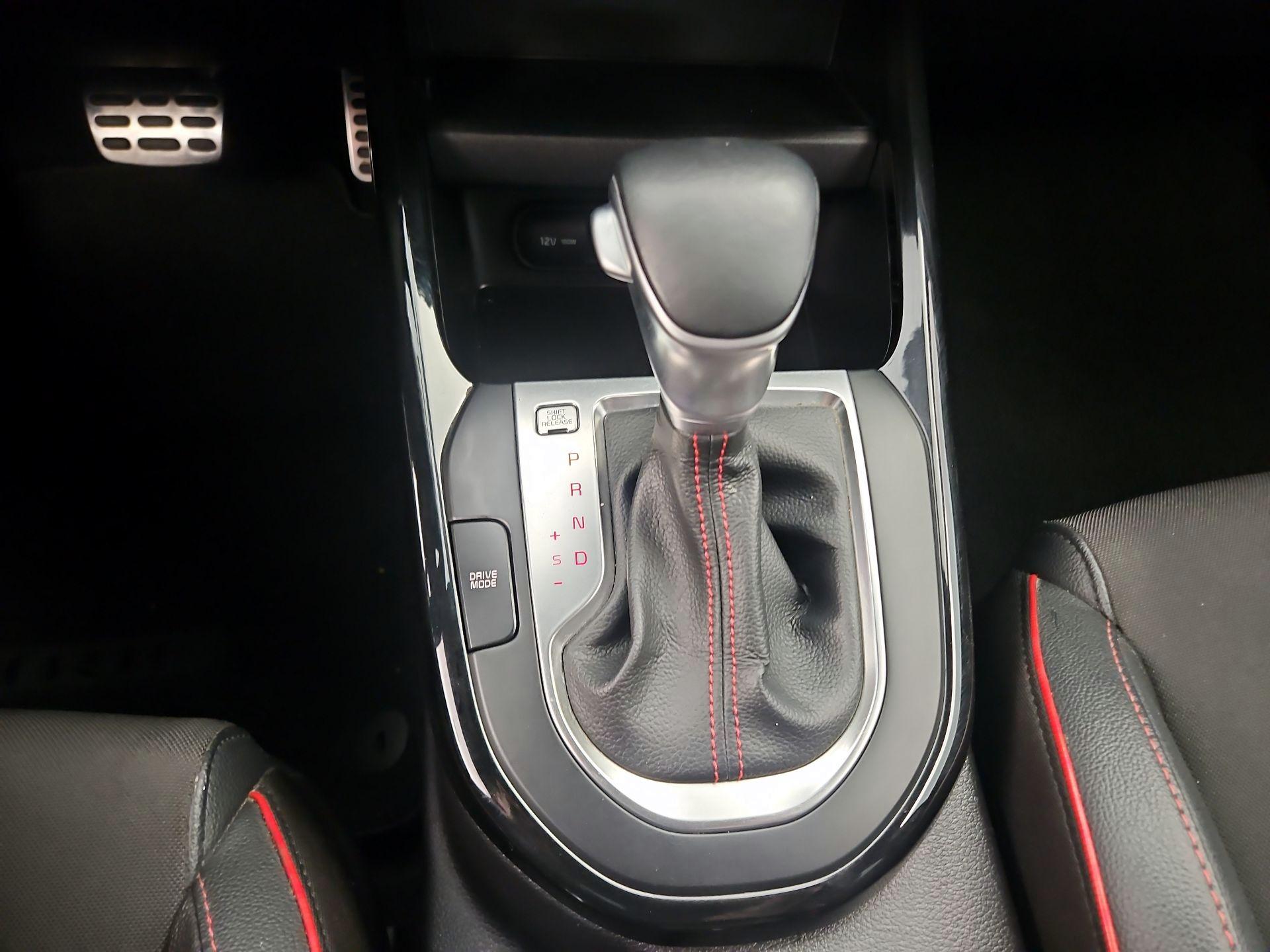 Thumbnail: 2020 Kia Forte - 18