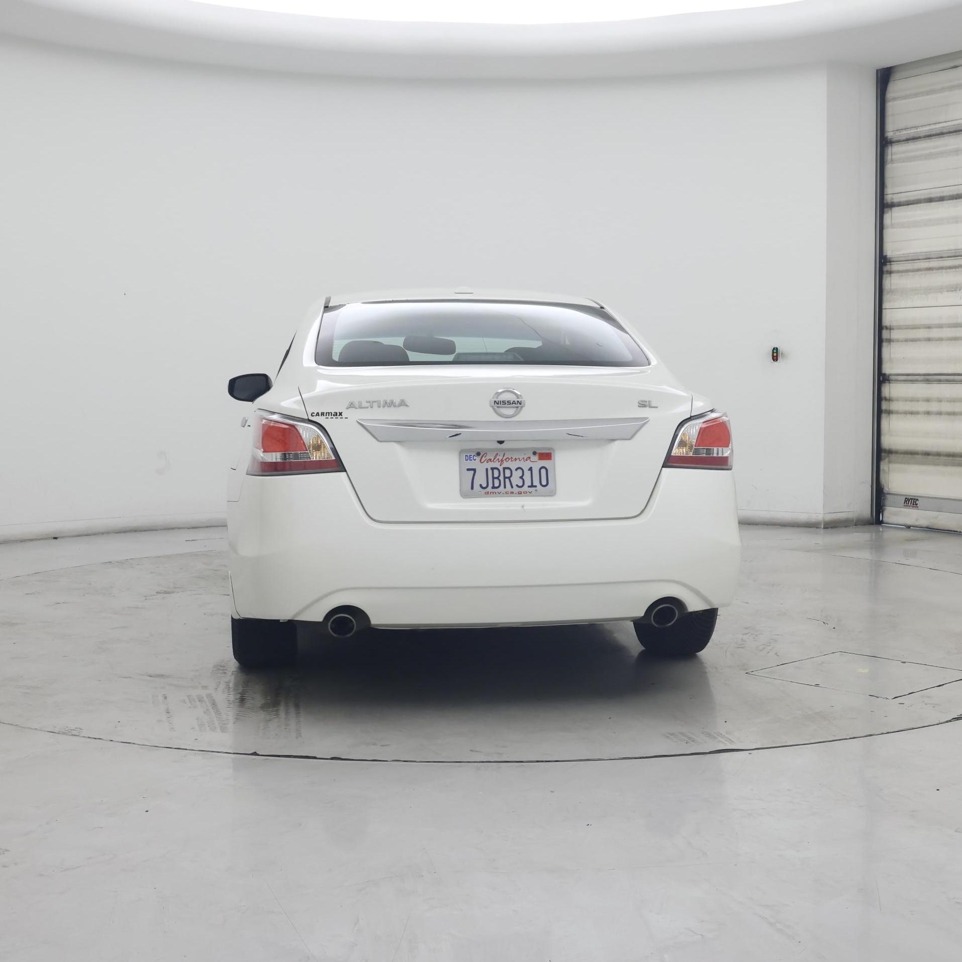 Thumbnail: 2015 Nissan Altima - 6