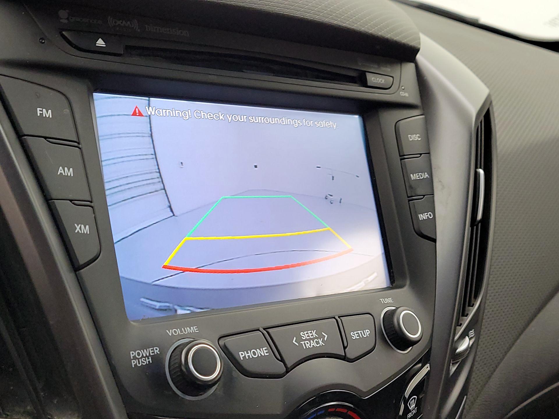 Thumbnail: 2016 Hyundai Veloster - 14