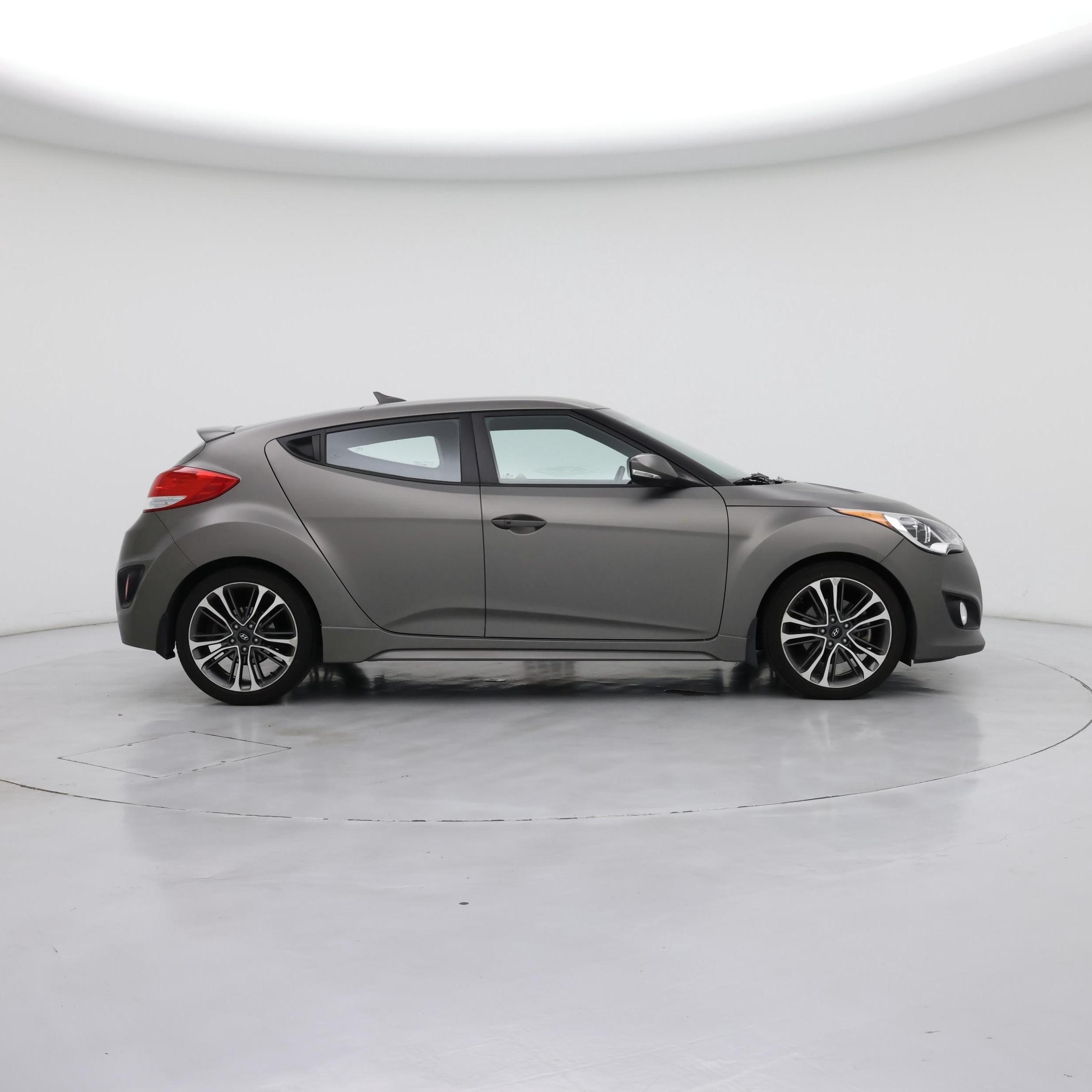 Thumbnail: 2016 Hyundai Veloster - 7